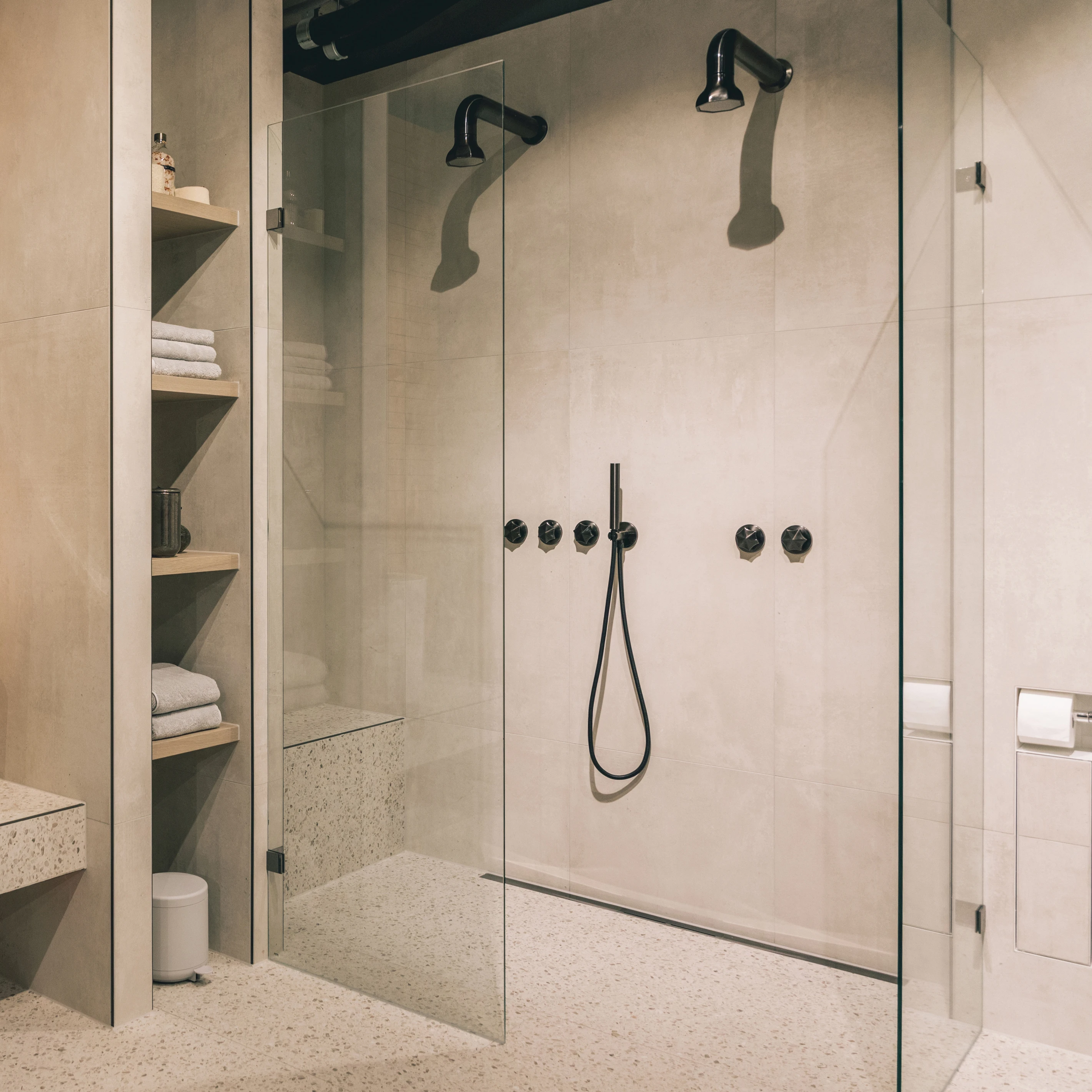 SHOWERS