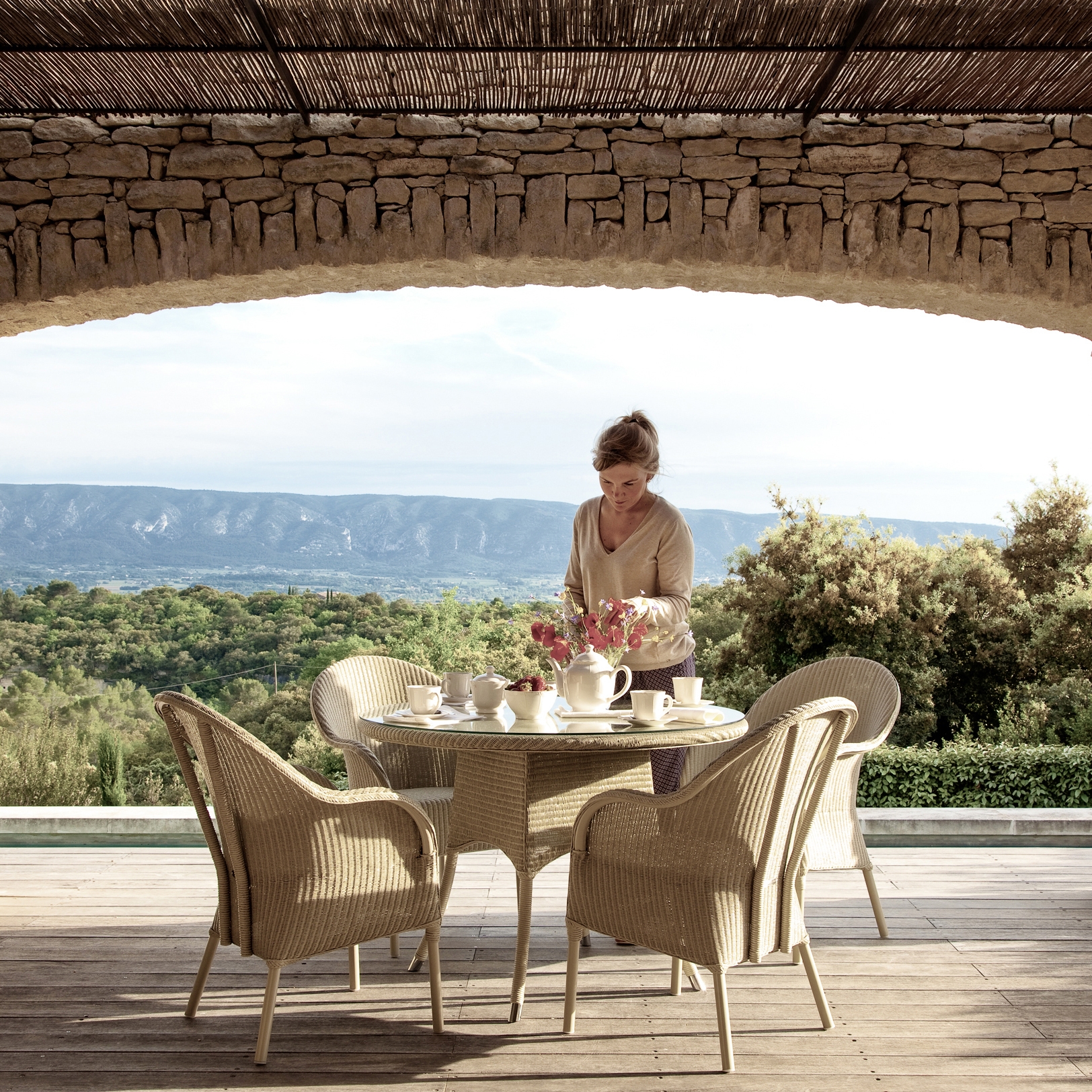 OUTDOOR DINING TABLES