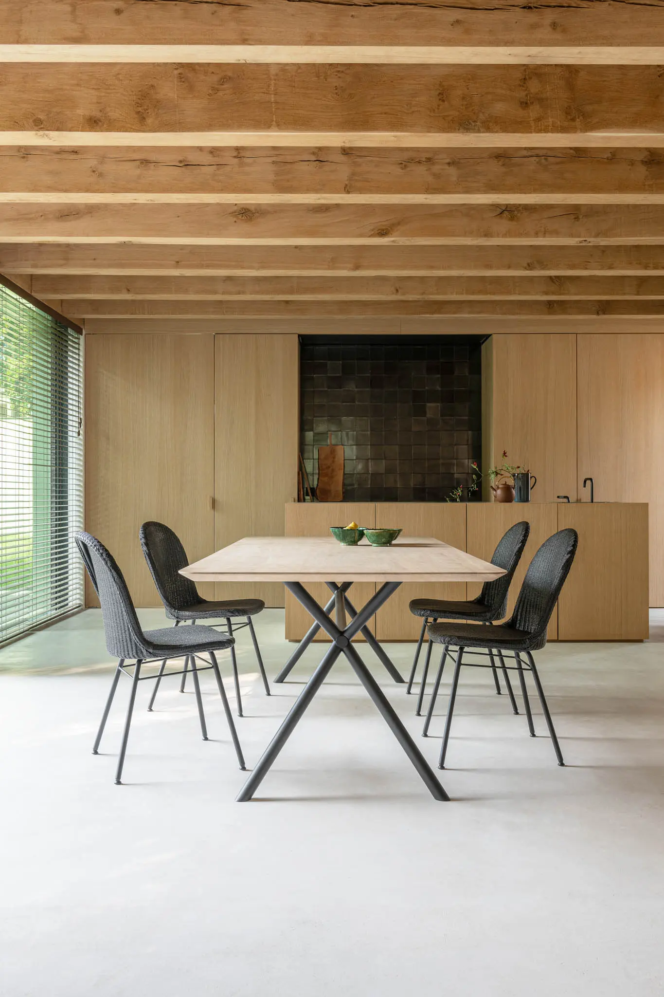 Vincent Sheppard - Elias dining table