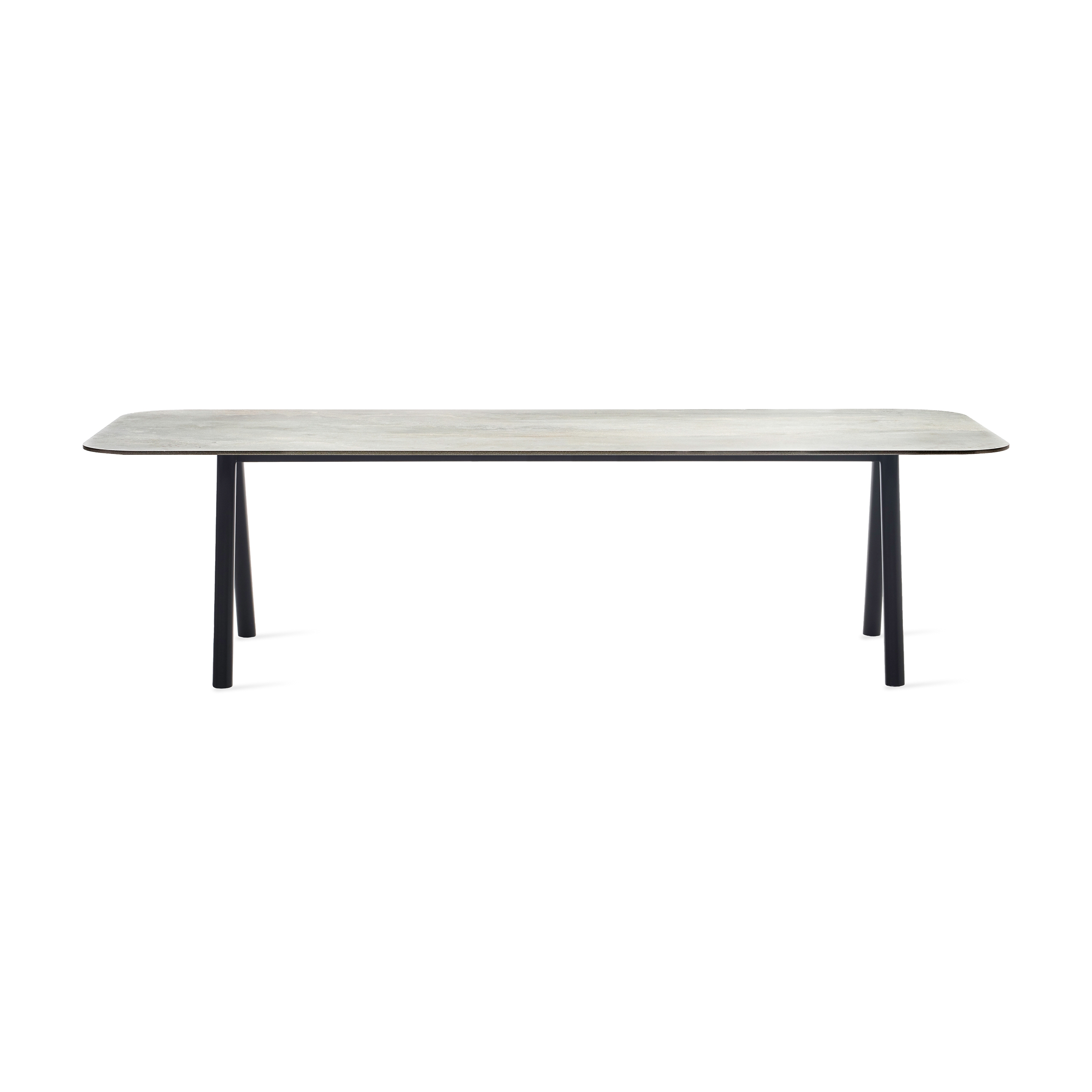 Kodo dining table