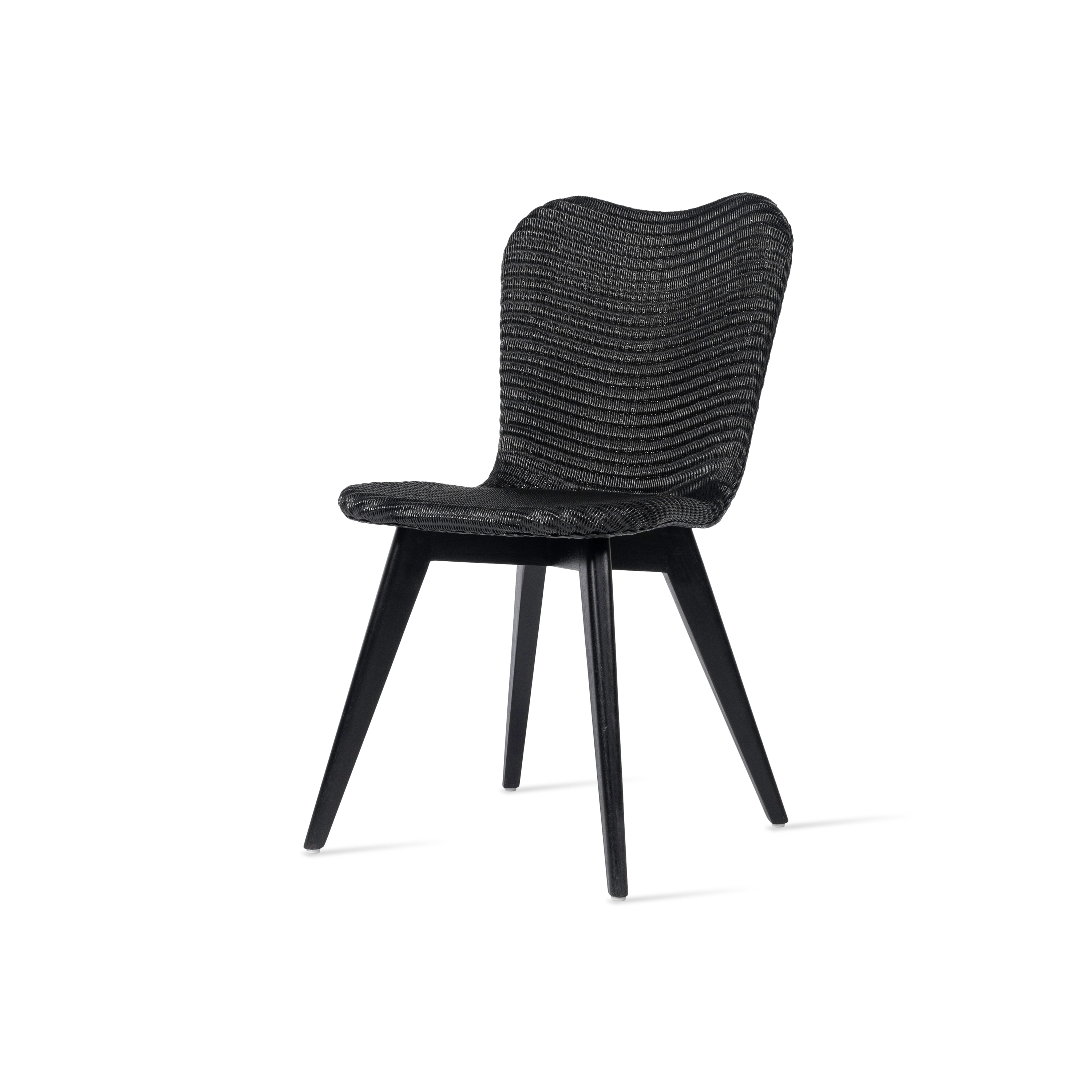 Produkt Lily dining chair black wood base des Herstellers Vincent Sheppard anzeigen