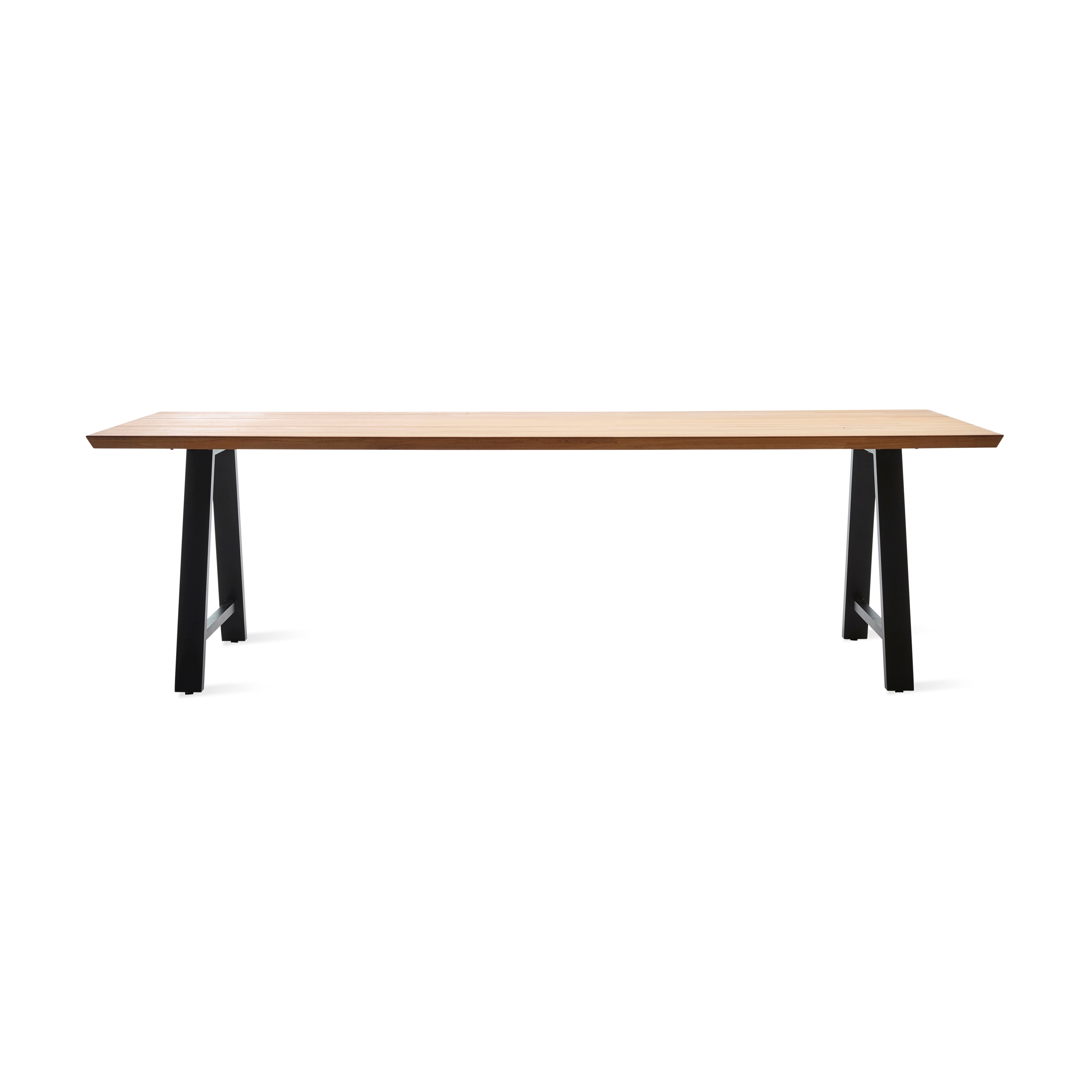 Matteo dining table