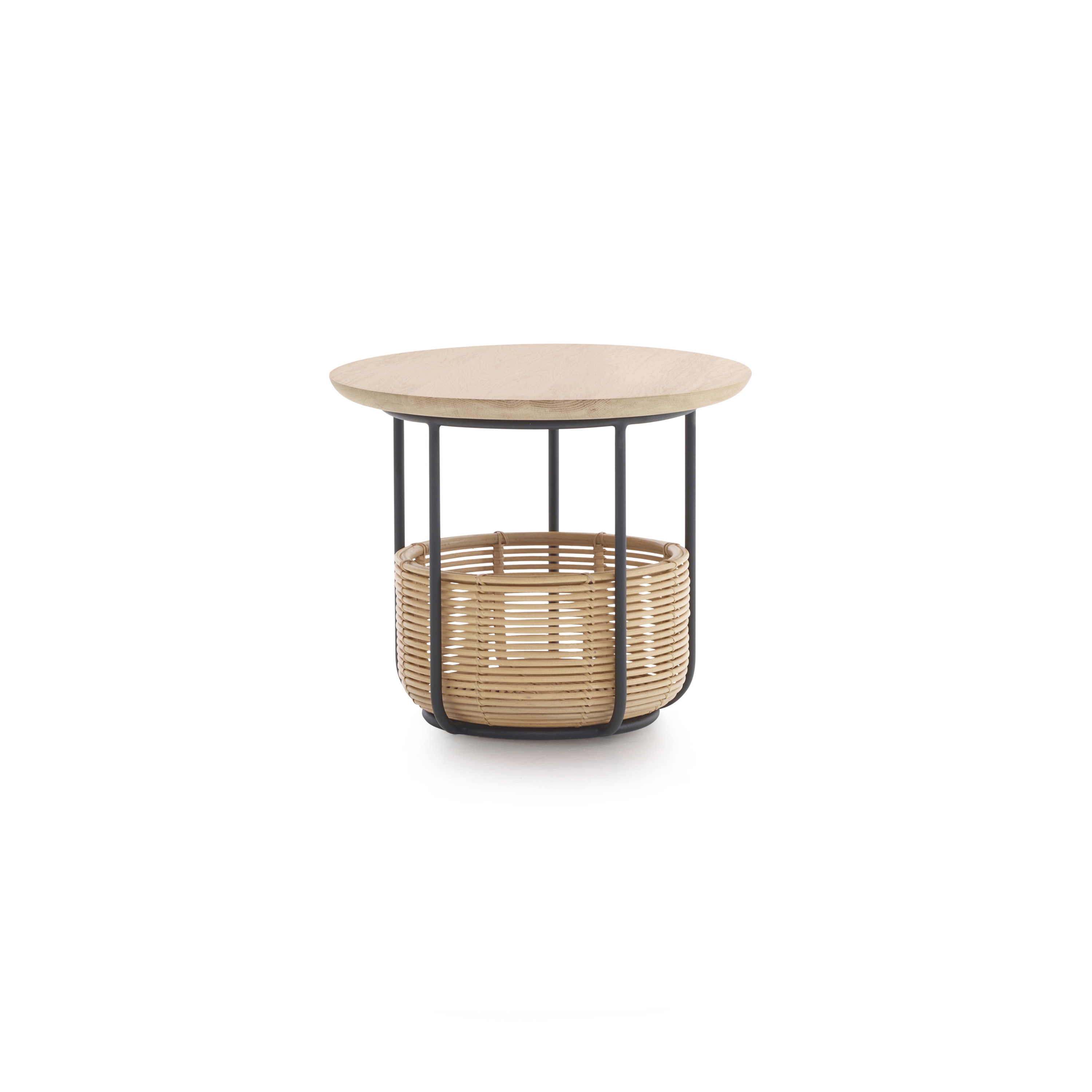 Display product Basket side table medium from manufacturer Vincent Sheppard