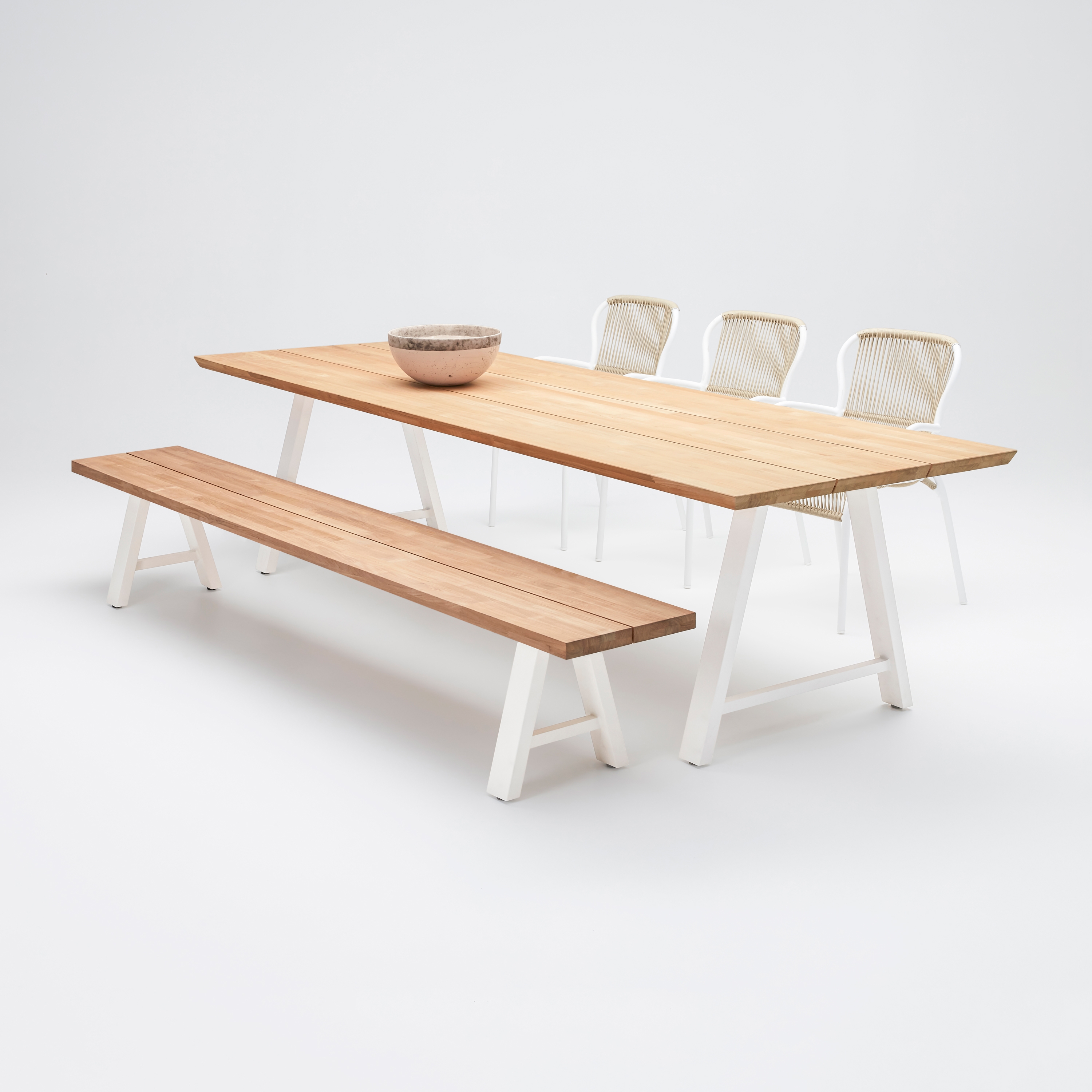 Display product Matteo dining table white base from manufacturer Vincent Sheppard
