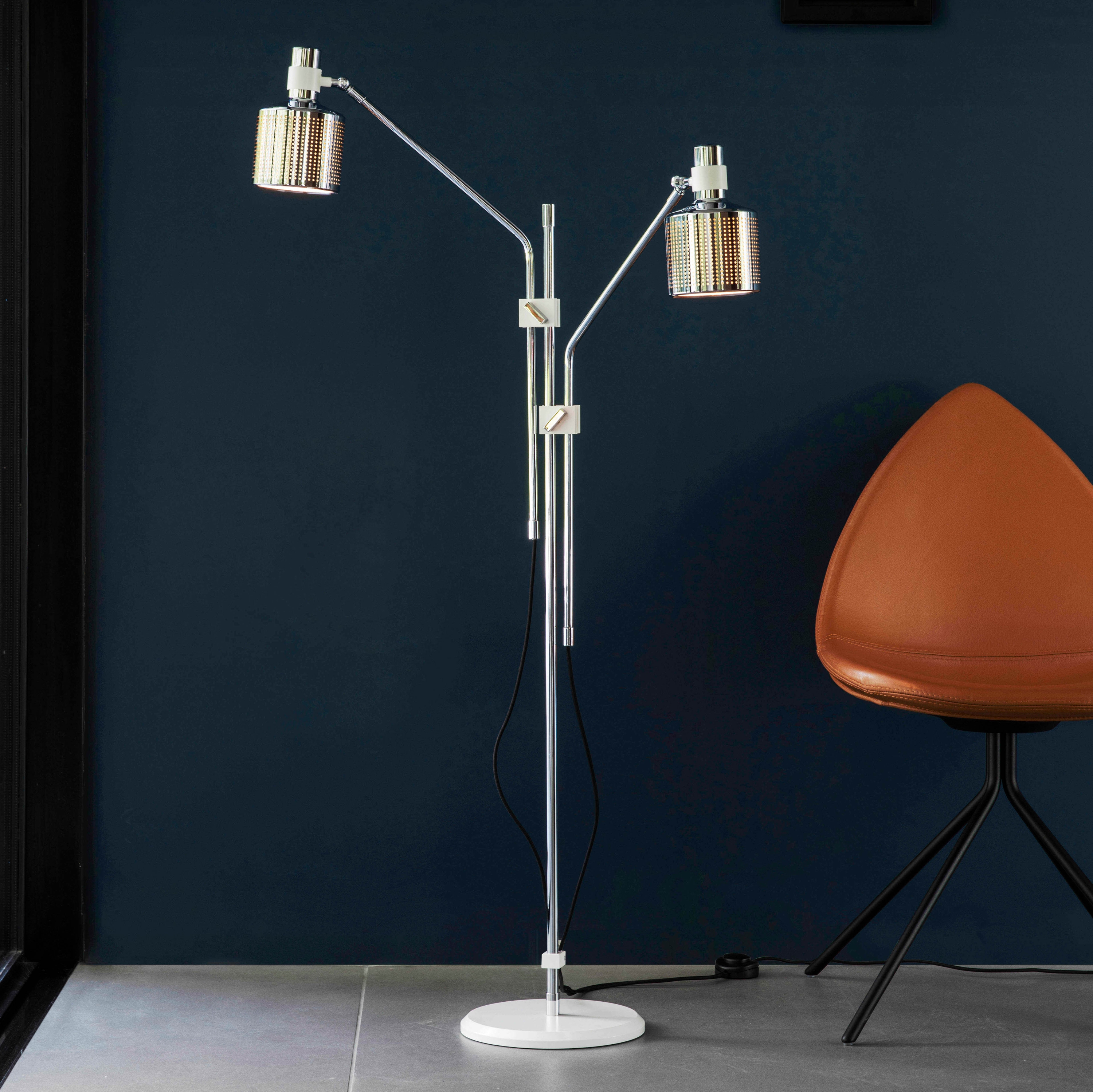 FLOOR LAMPS