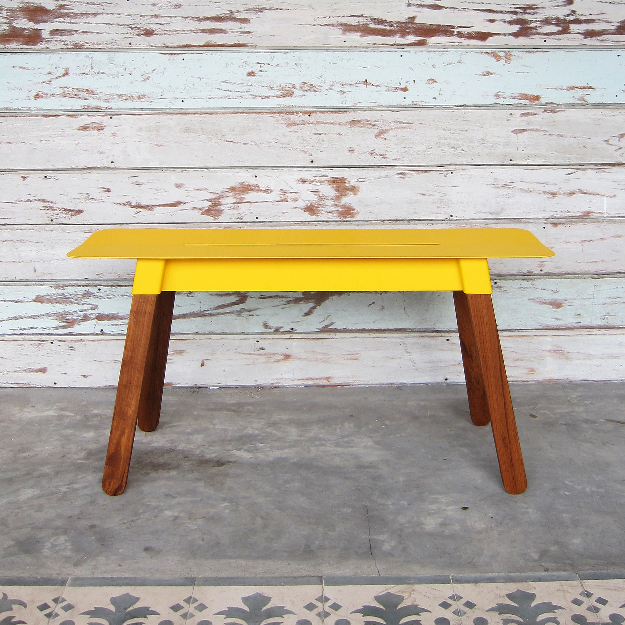 Mostra il prodotto SIM STEEL Bench 90 del produttore TAKEHOMEDESIGN