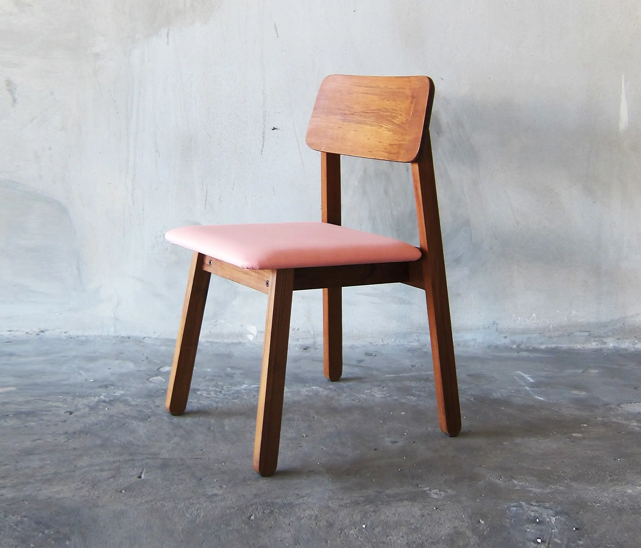 TAKEHOMEDESIGN - SIM Soft Chair