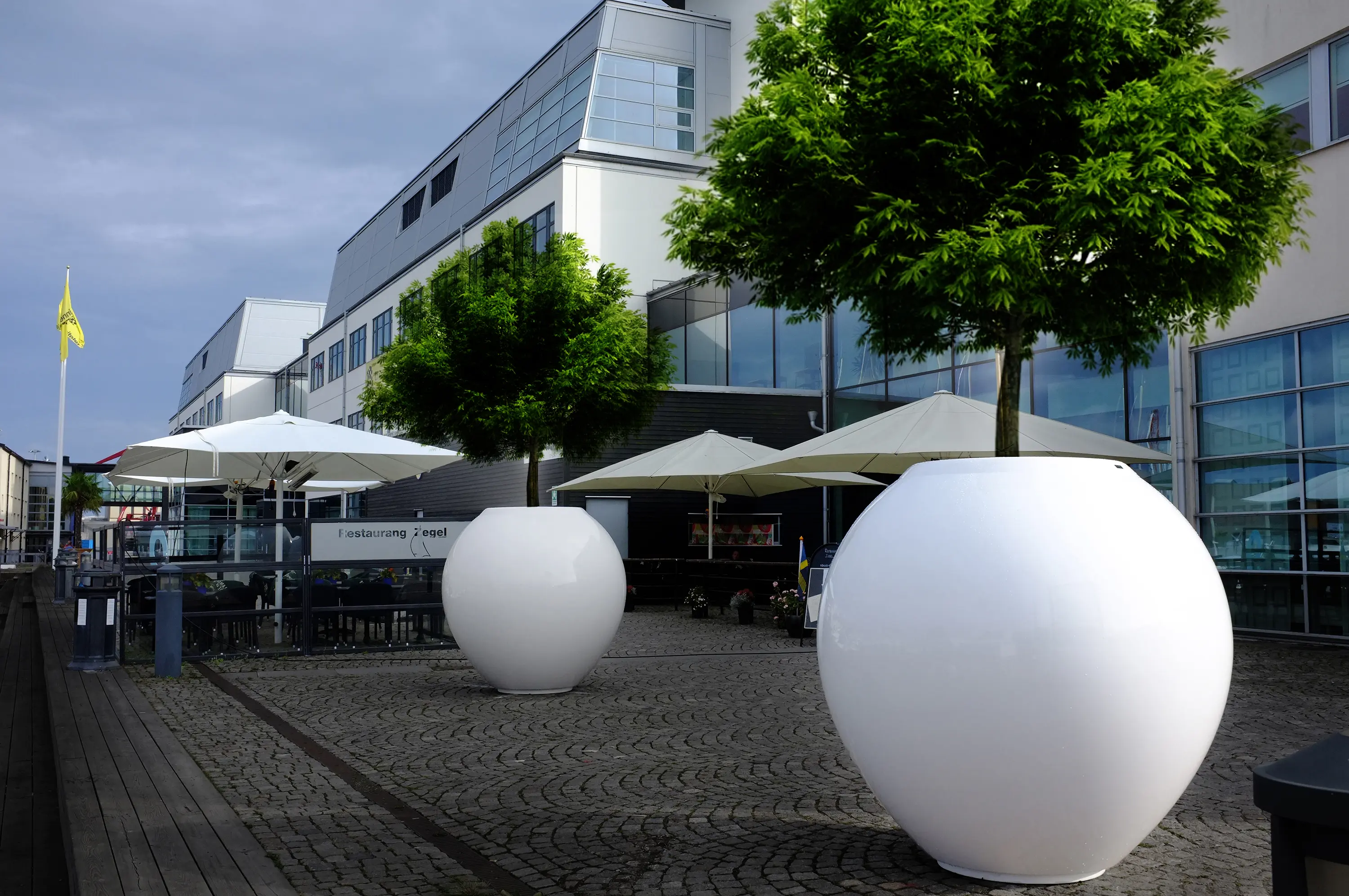 Jangir Maddadi Design Bureau - Flight Pot
