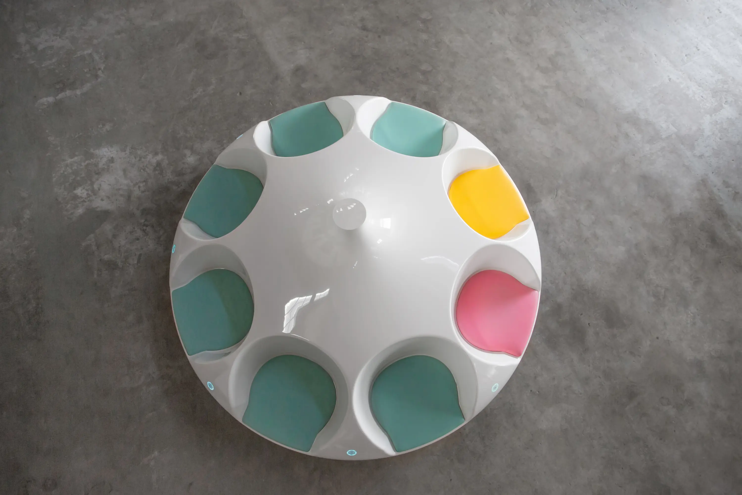 Jangir Maddadi Design Bureau - Space