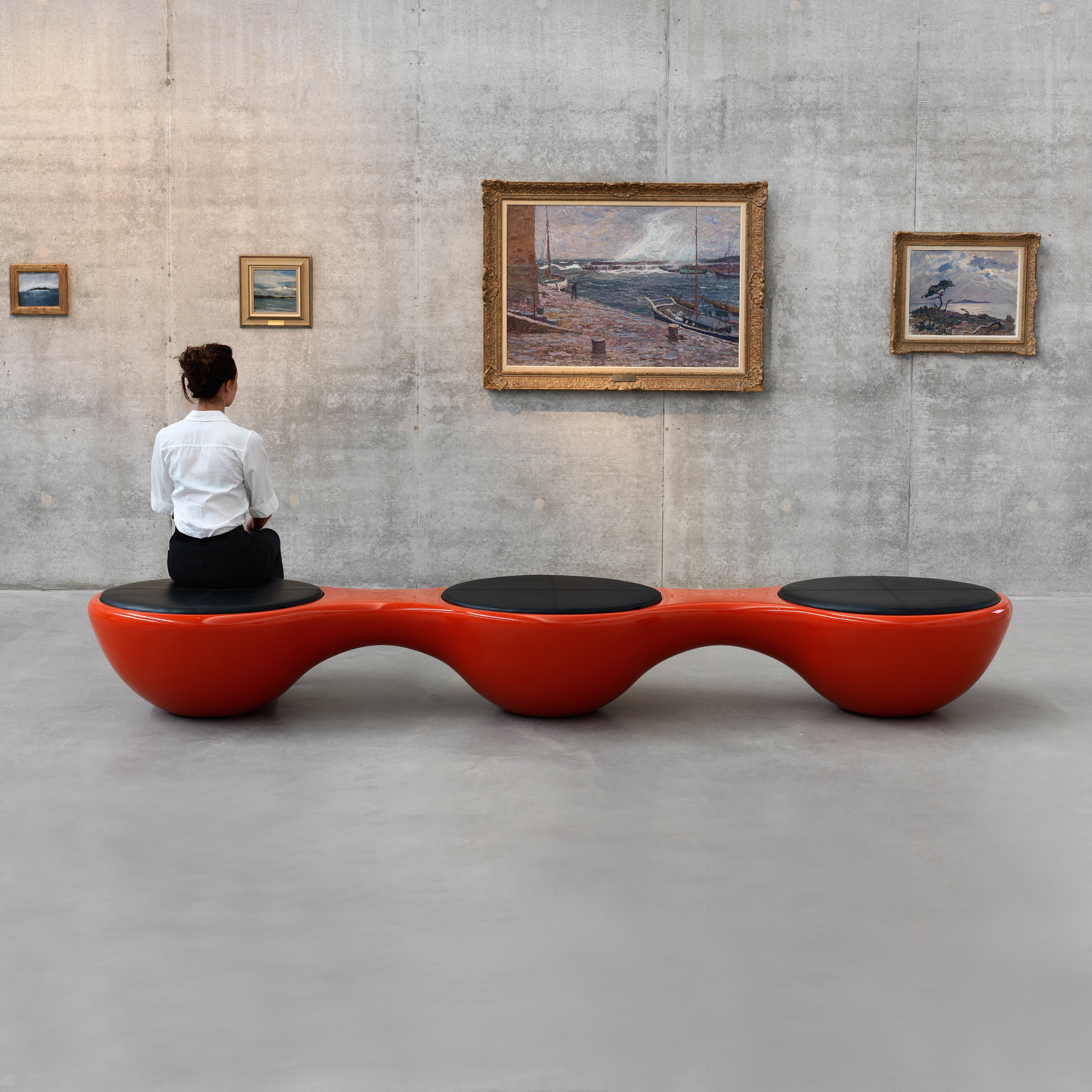 Produkt Union Bench Panorama des Herstellers Jangir Maddadi Design Bureau anzeigen