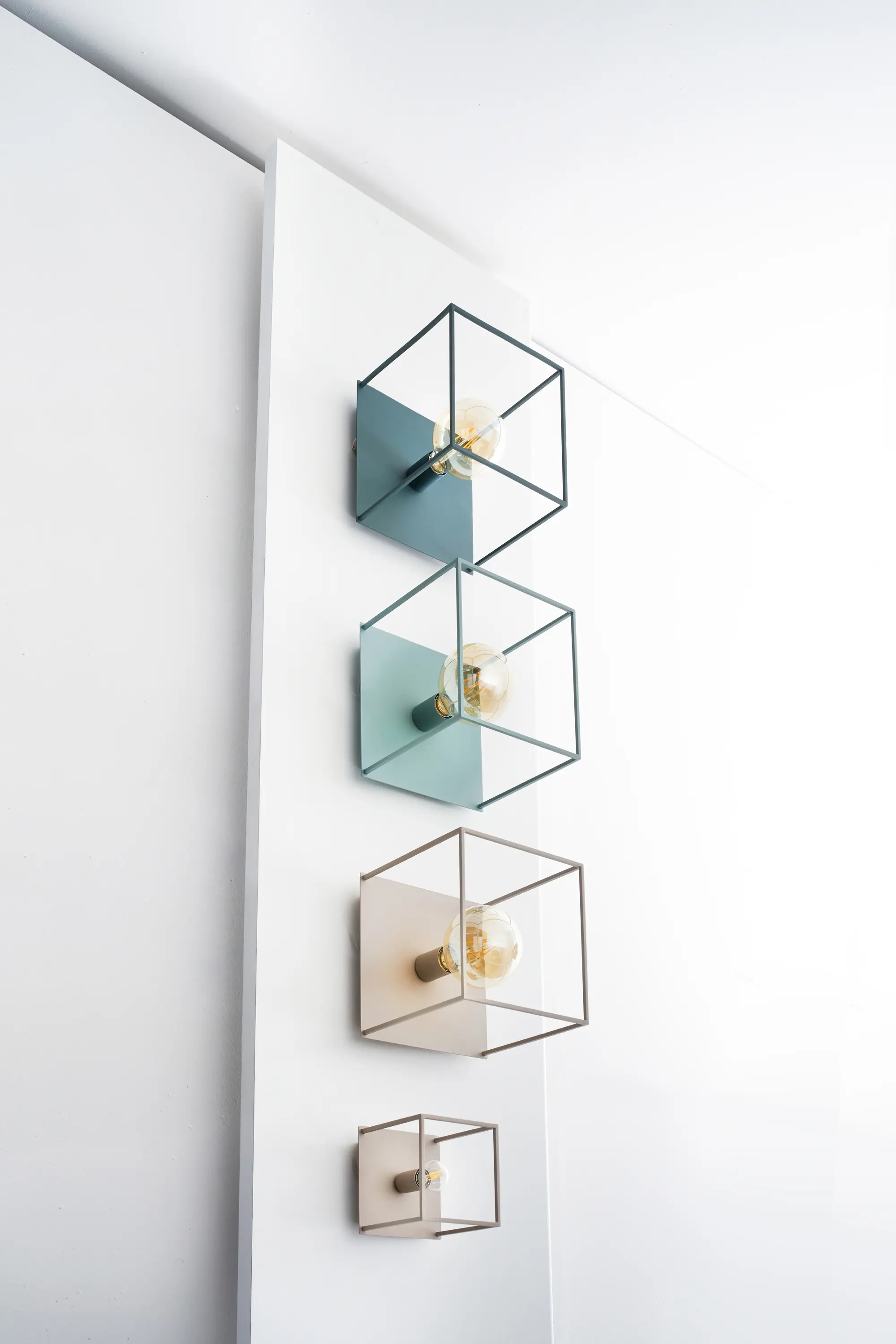 Zava Srl - Box | Wall
