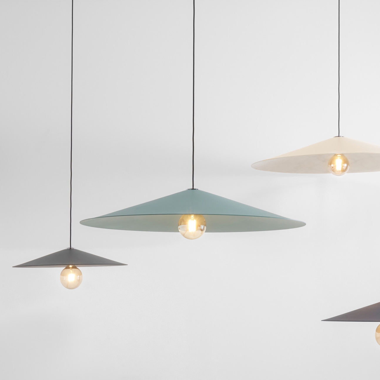 Mostrar el producto Jeena | Suspension vers.C del fabricante Zava Srl