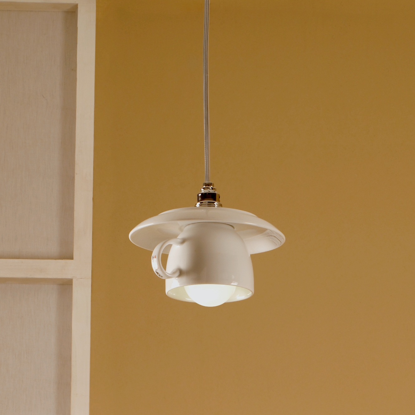 Cappuccino suspension