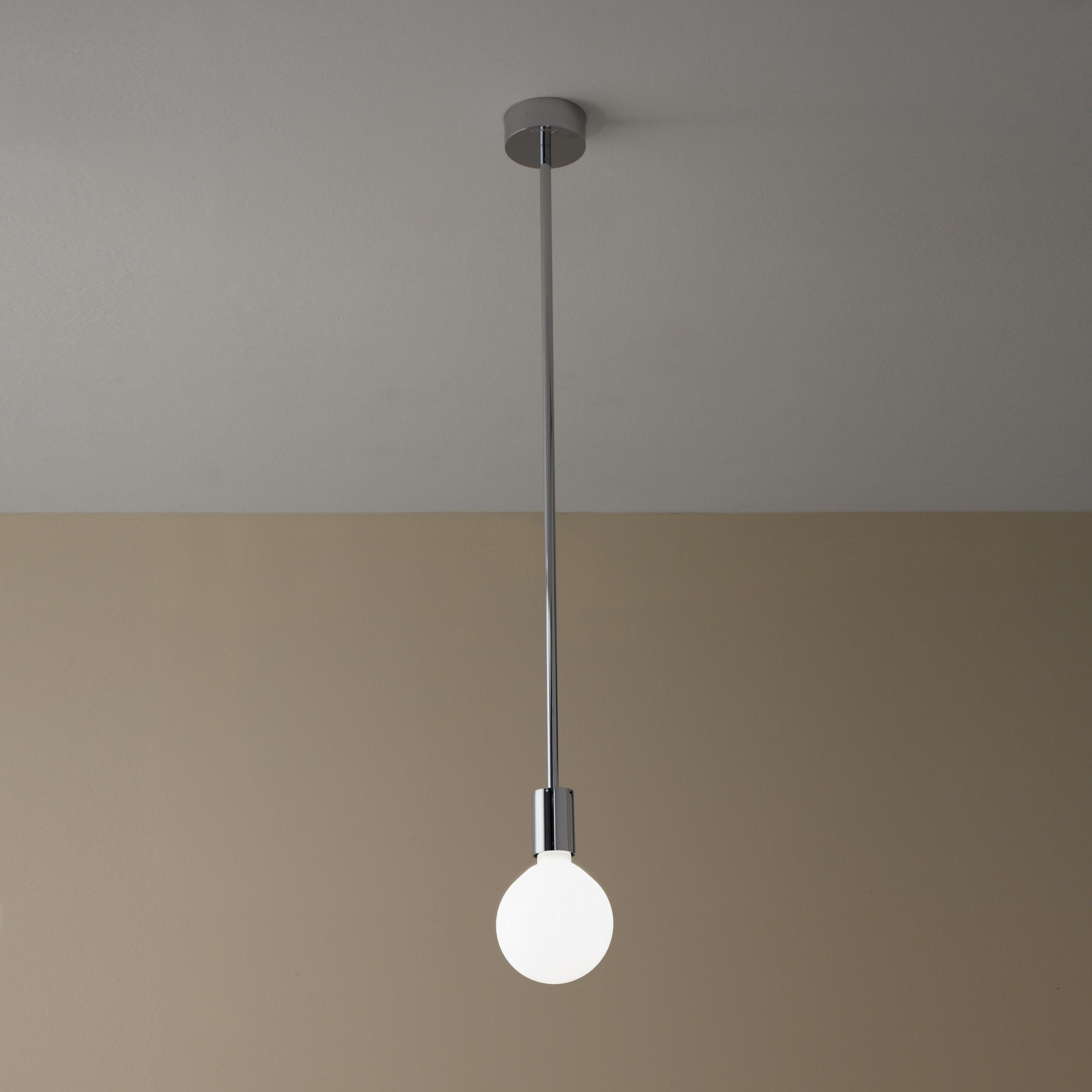 Tiges ceiling