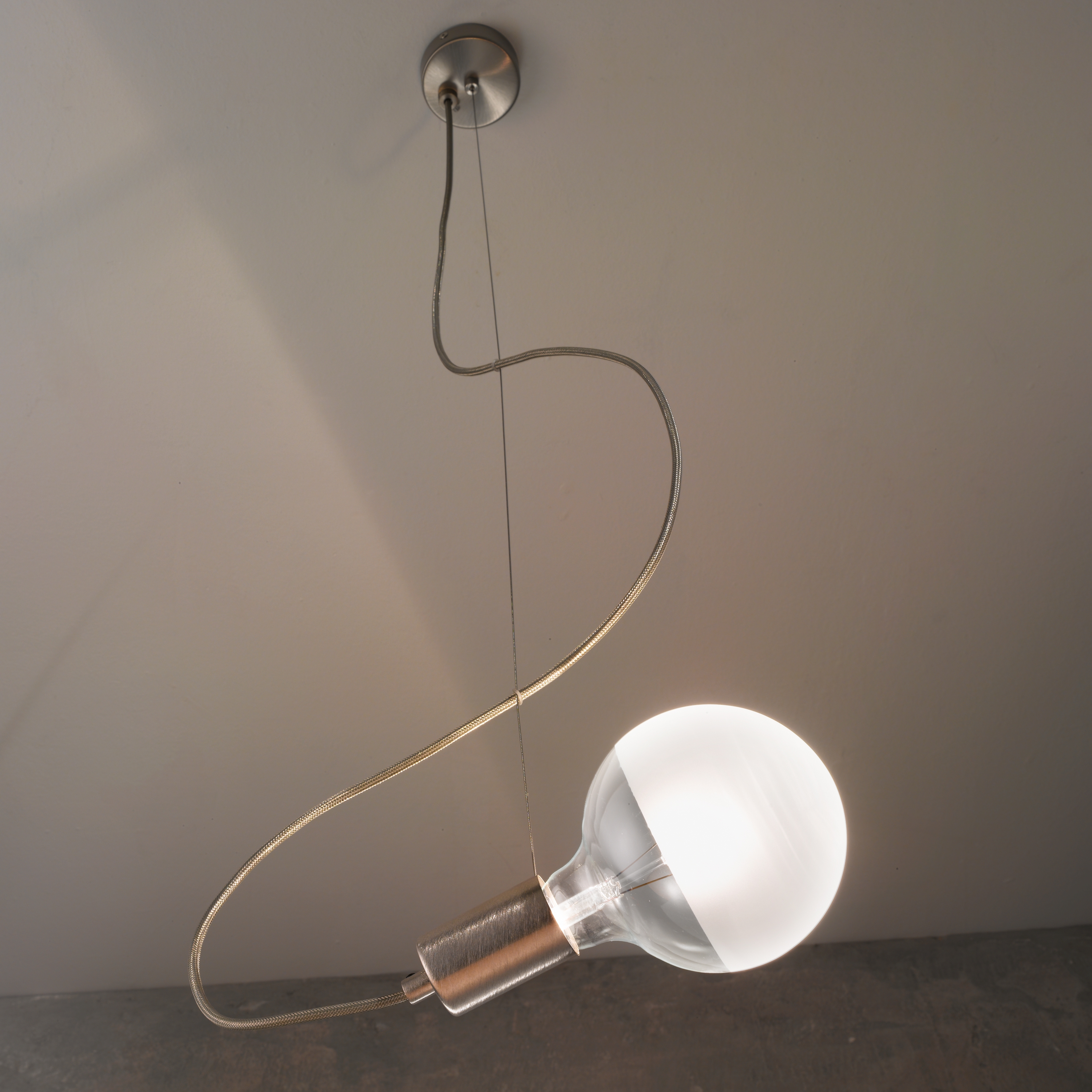 Produkt Pendo suspension des Herstellers Vesoi anzeigen