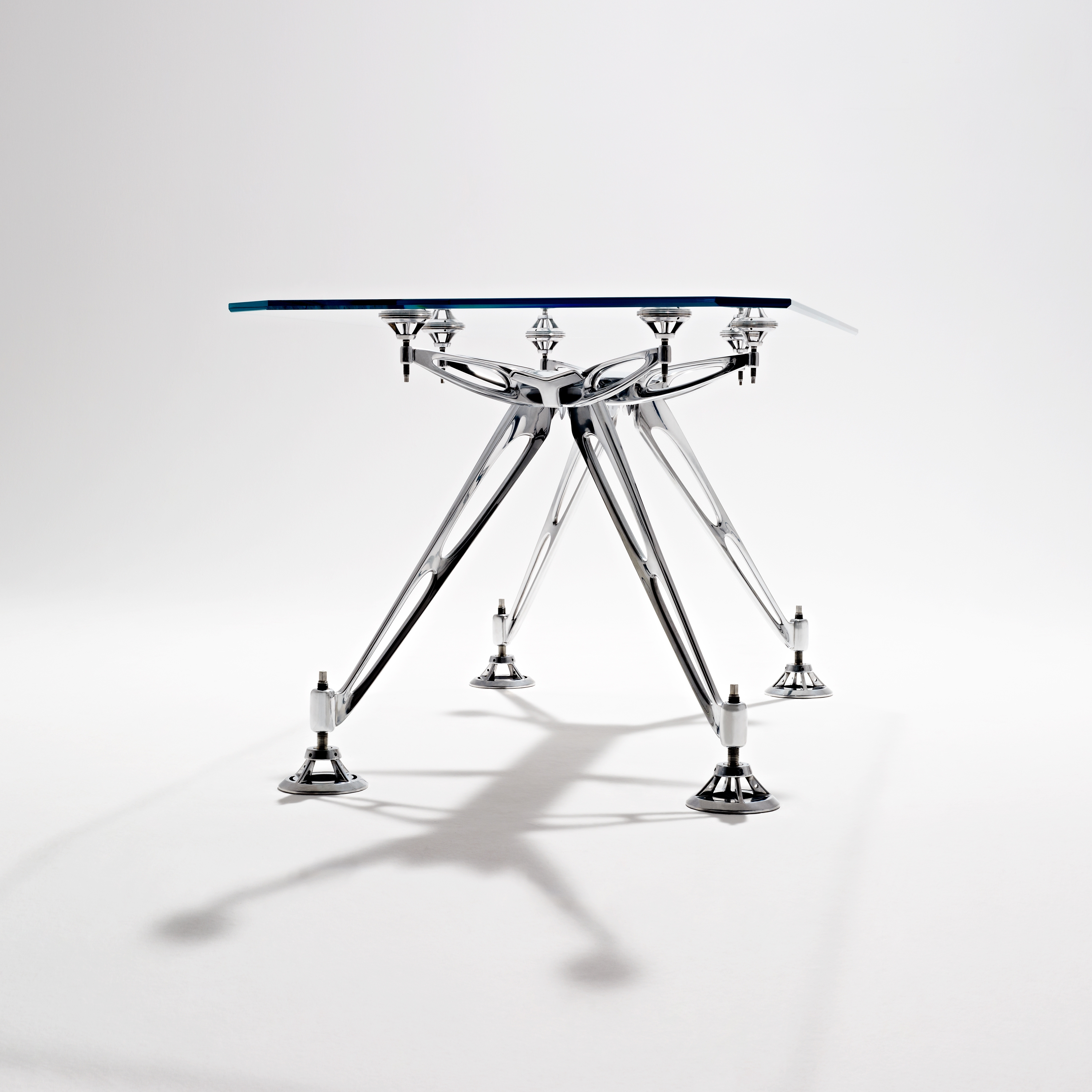 Produkt Raptor table RT01 des Herstellers Raptor anzeigen