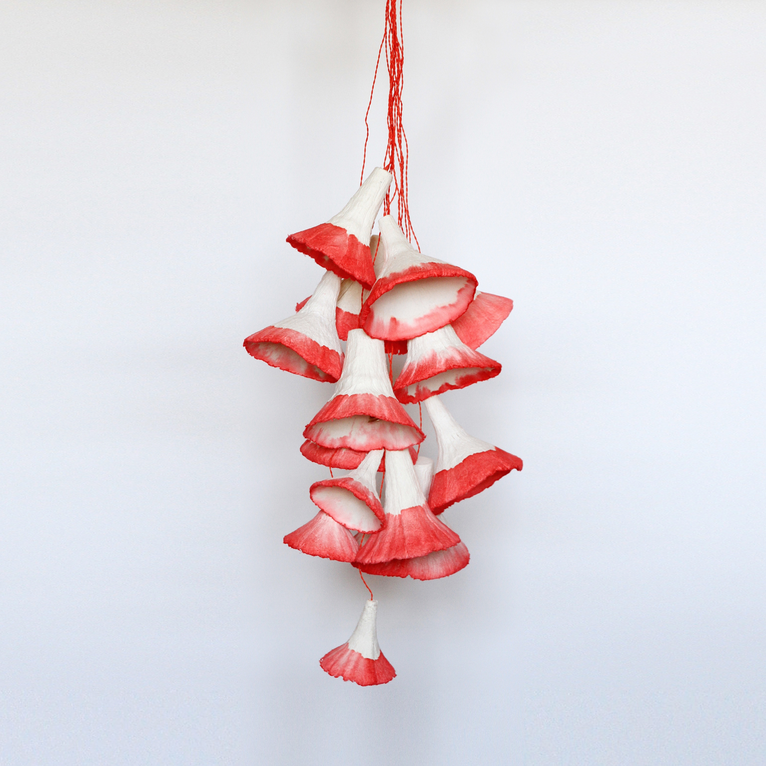 Vertoon produk Paper Production Lights | red flutes van vervaardiger Utopia and Utility