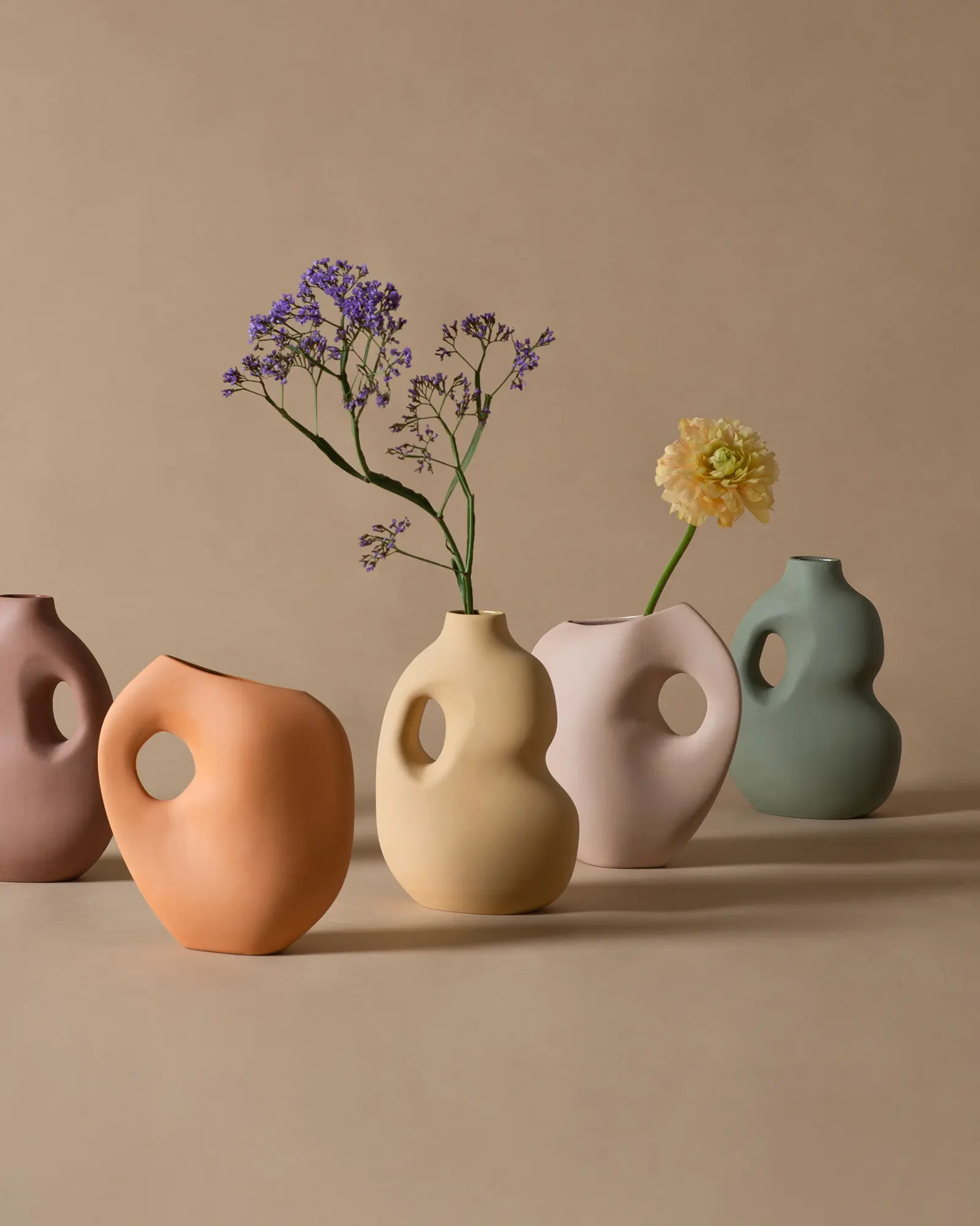 花瓶・フラワースタンド SCULPTURAL FLUIDITY - Aura Vase AURA VASE NO1 