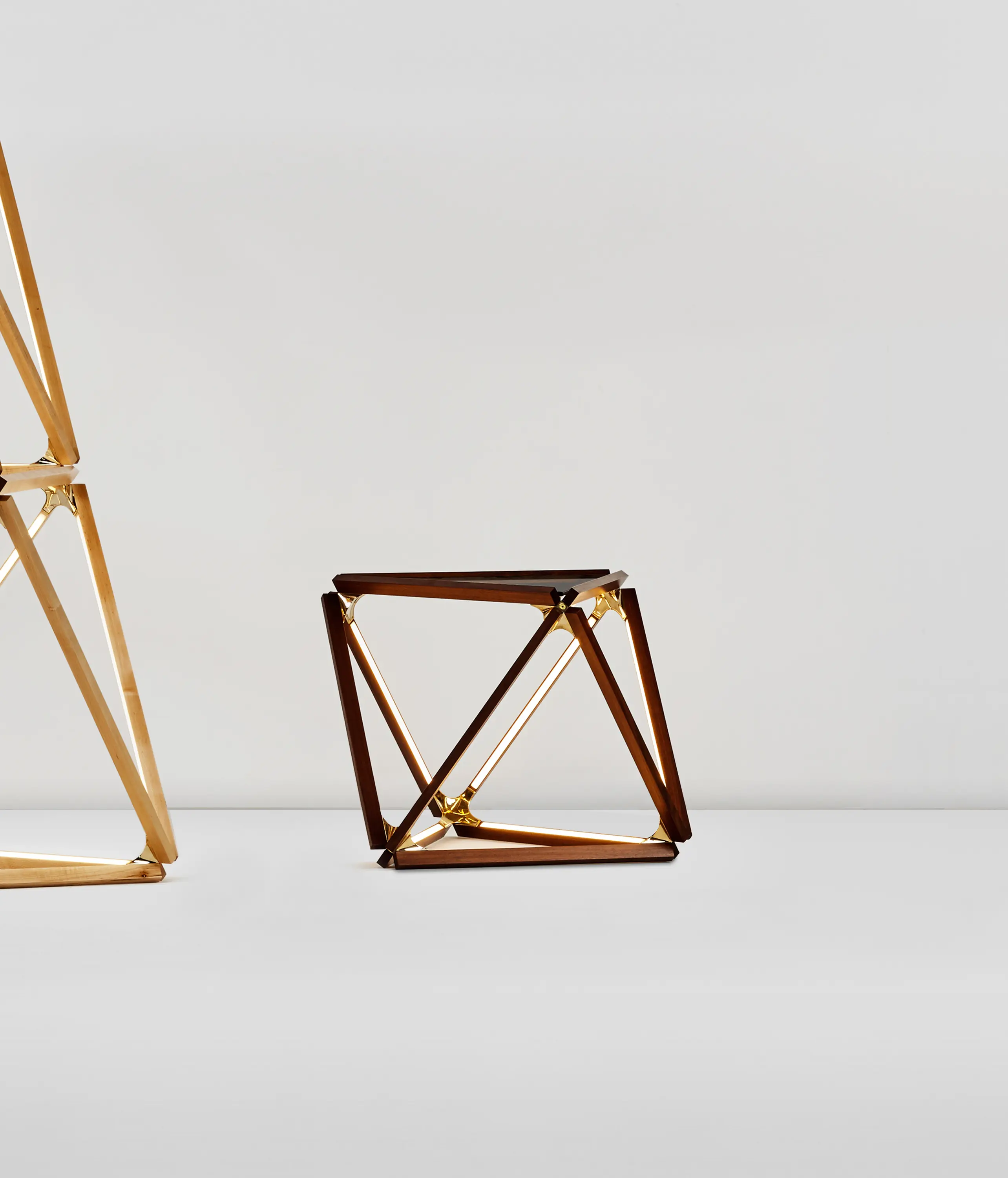 STICKBULB - X Light Table