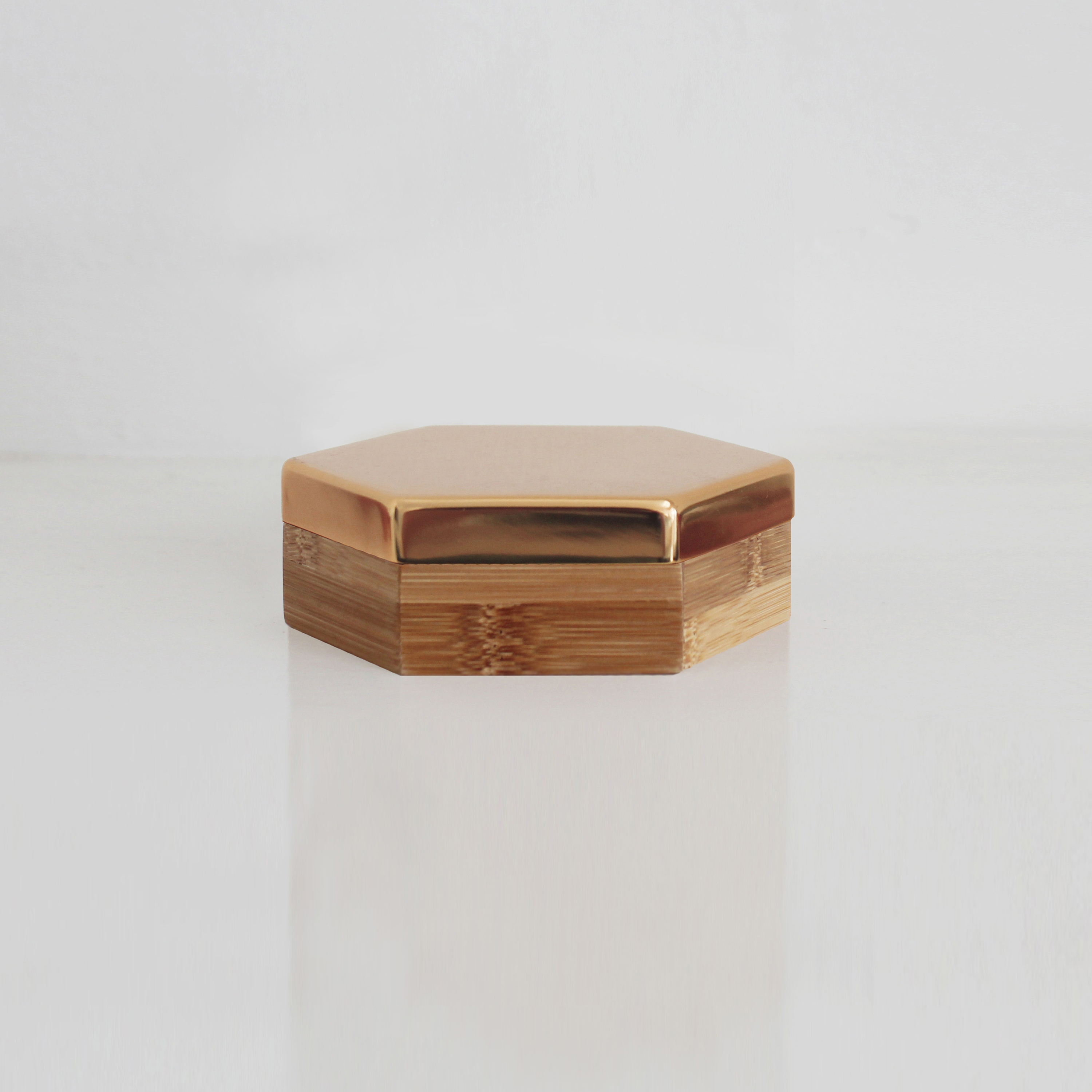 Produkt Hex Box Small Mirror des Herstellers Evie Group anzeigen