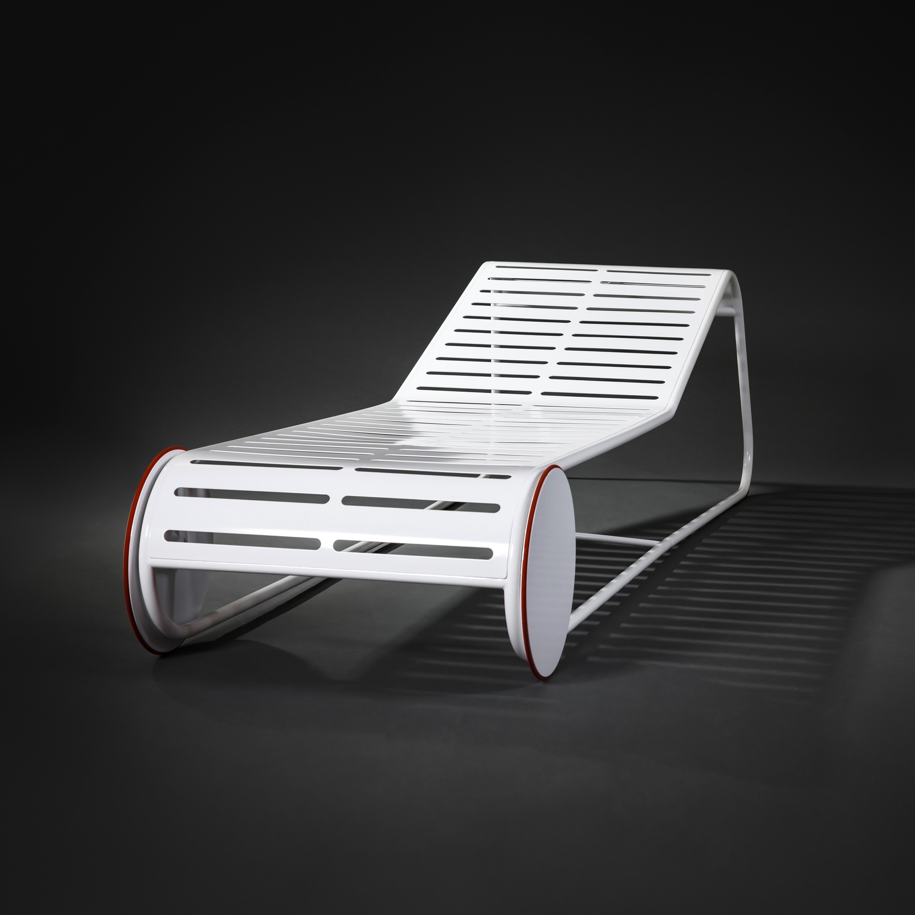 CHAISE LONGUE