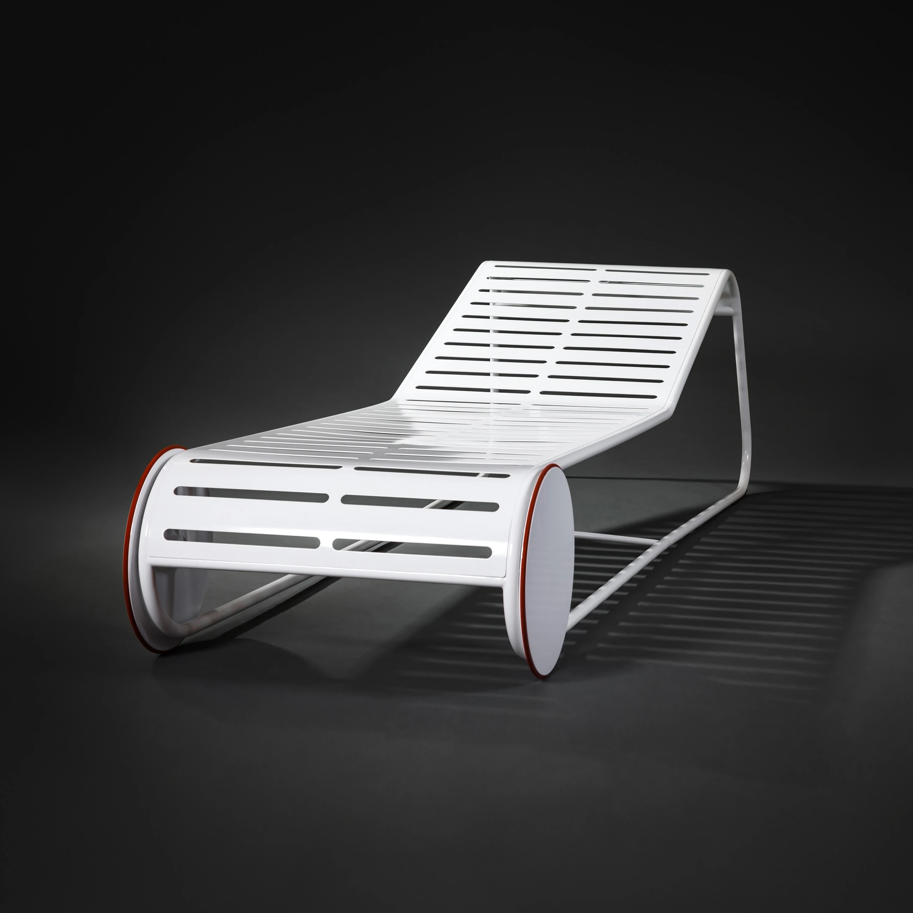 CHAISE LONGUE