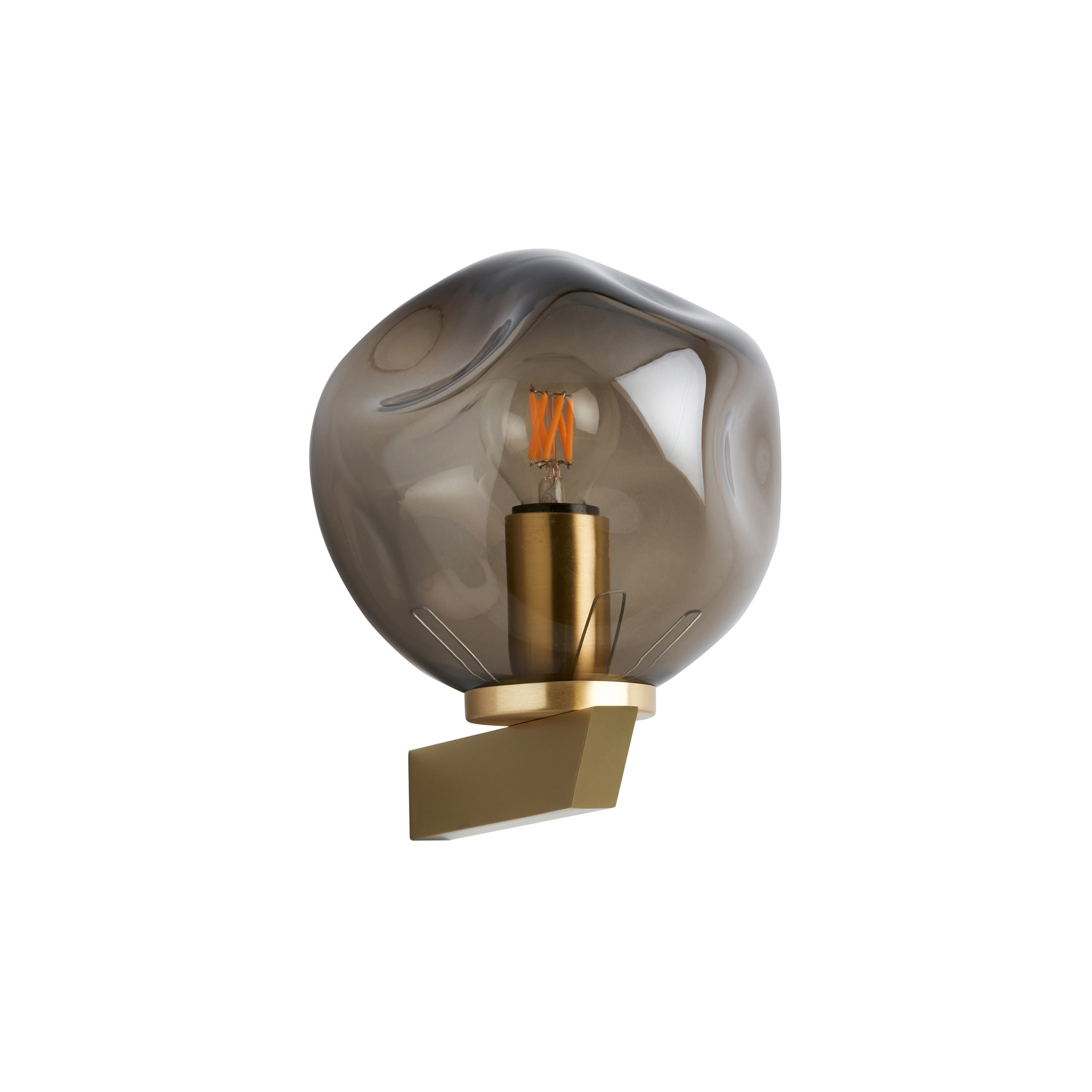 Mostra il prodotto Gaia wall satin brass with hand shaped smoked glass shade del produttore CTO Lighting