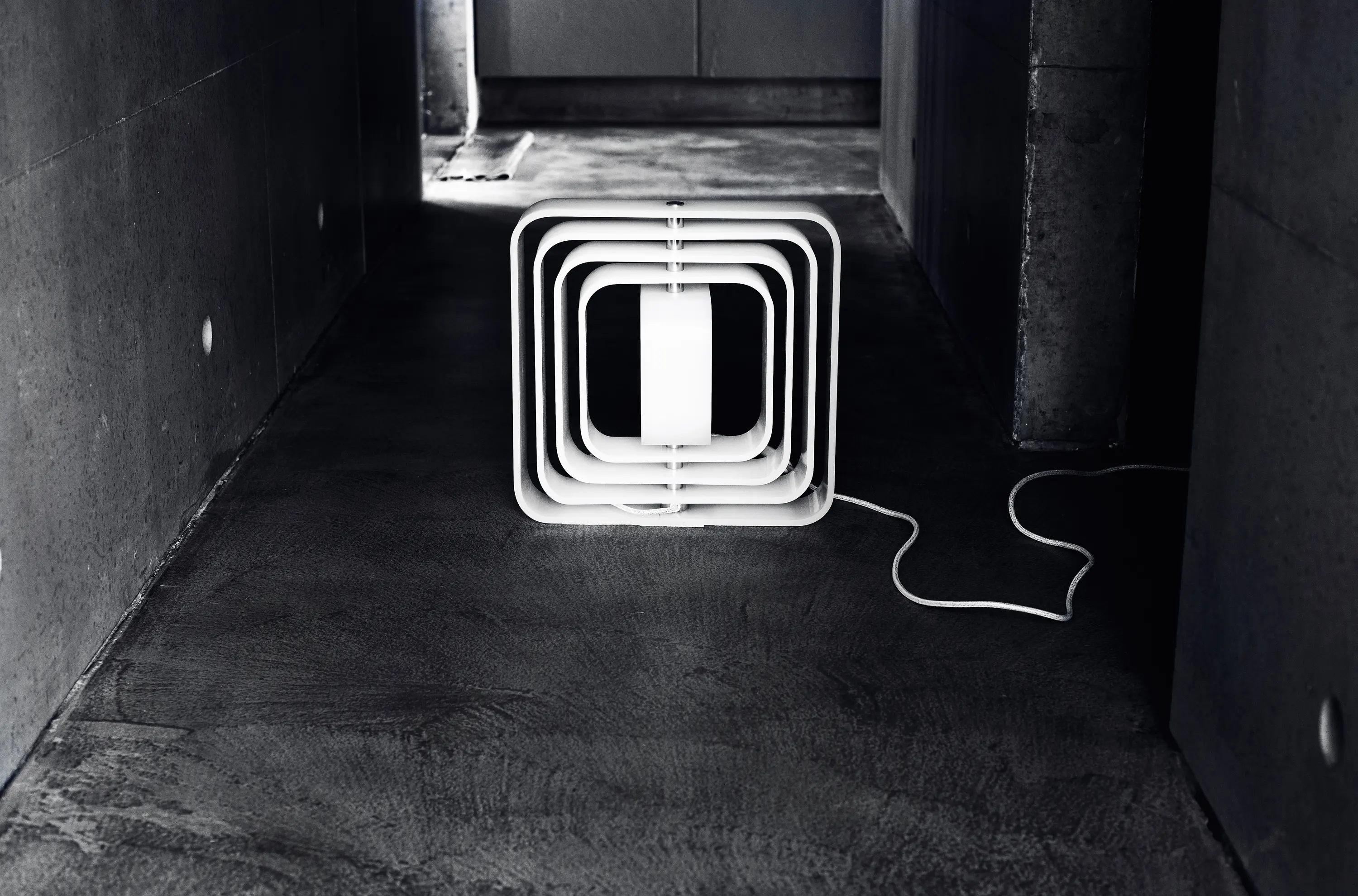 BEdesign - QBE table light