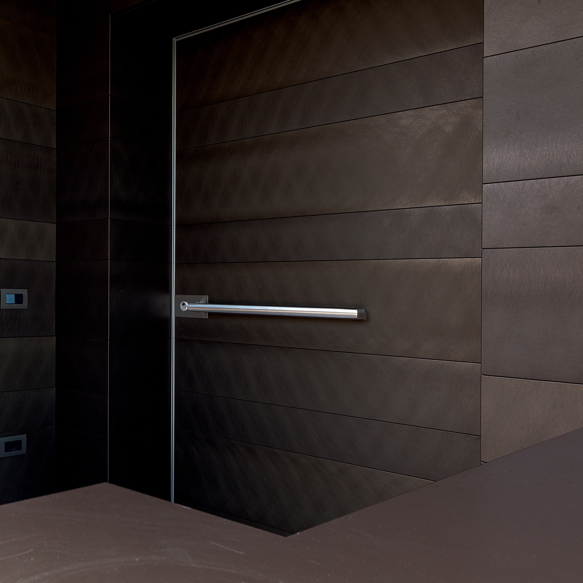 Display product Synua Wall System - boiserie from manufacturer Oikos Venezia – Architetture d’ingresso
