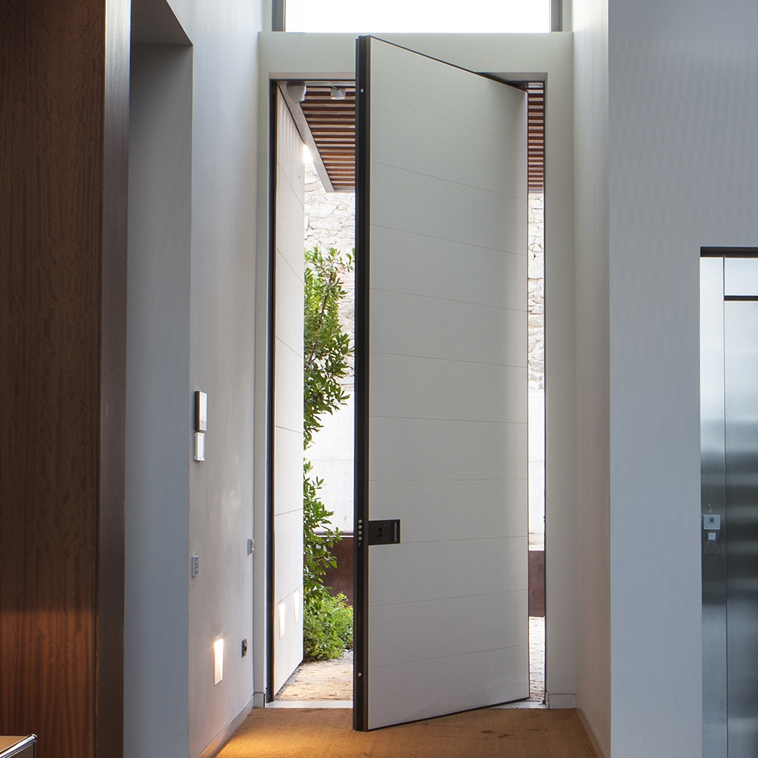 Produkt Synua Wall System - boiserie des Herstellers Oikos Venezia – Architetture d’ingresso anzeigen