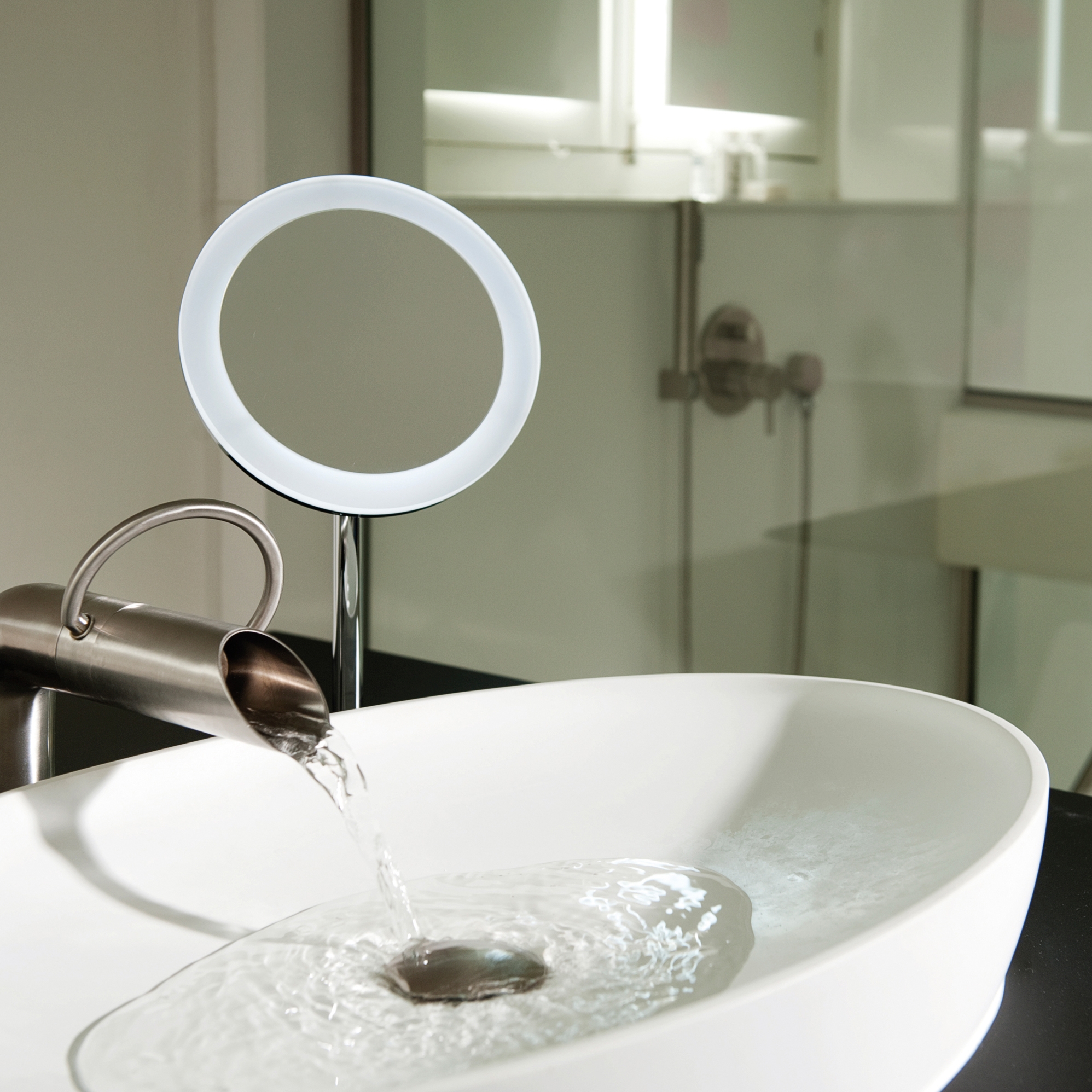 Mostra il prodotto Maya DADOquartz basin del produttore DADObaths