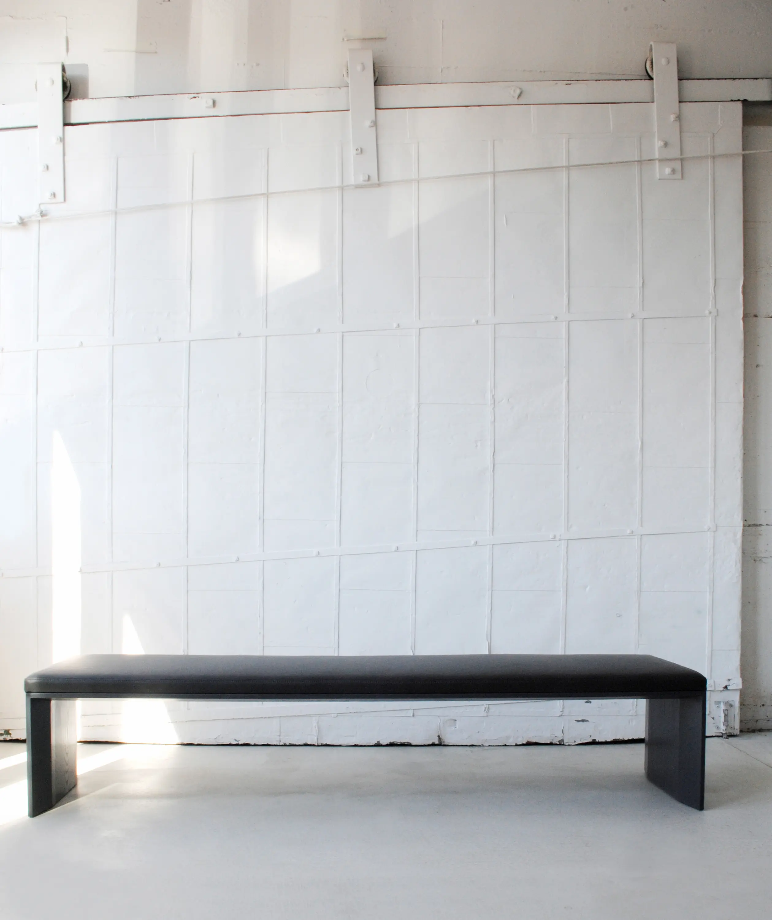 Studio Brovhn - Planar with cushion