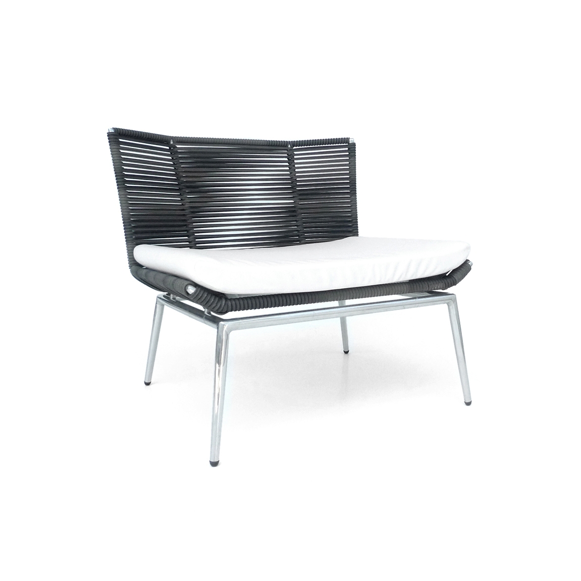Mostra il prodotto Ta-Nuu armchair del produttore Yothaka