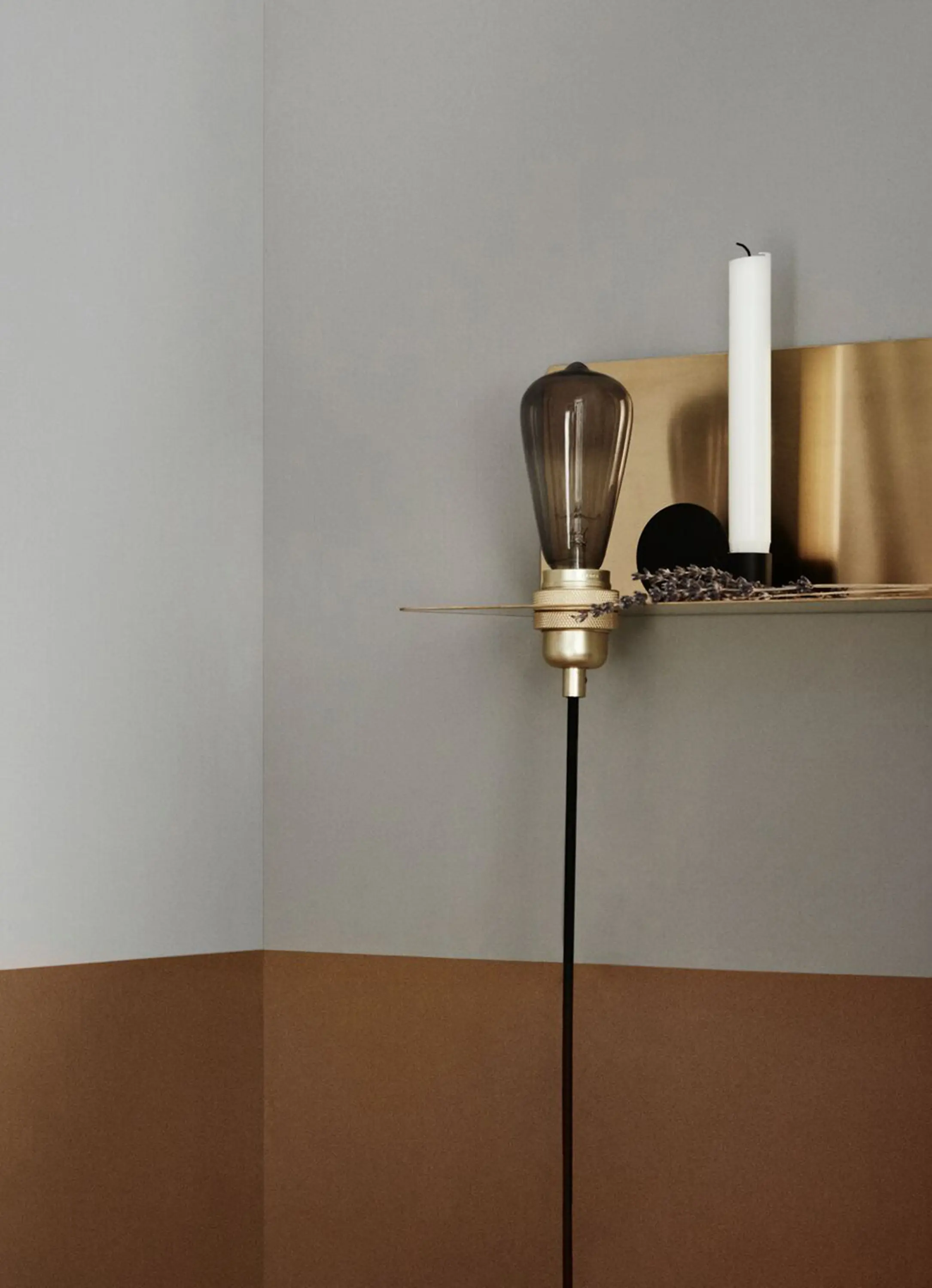 Frama - 90° Wall White