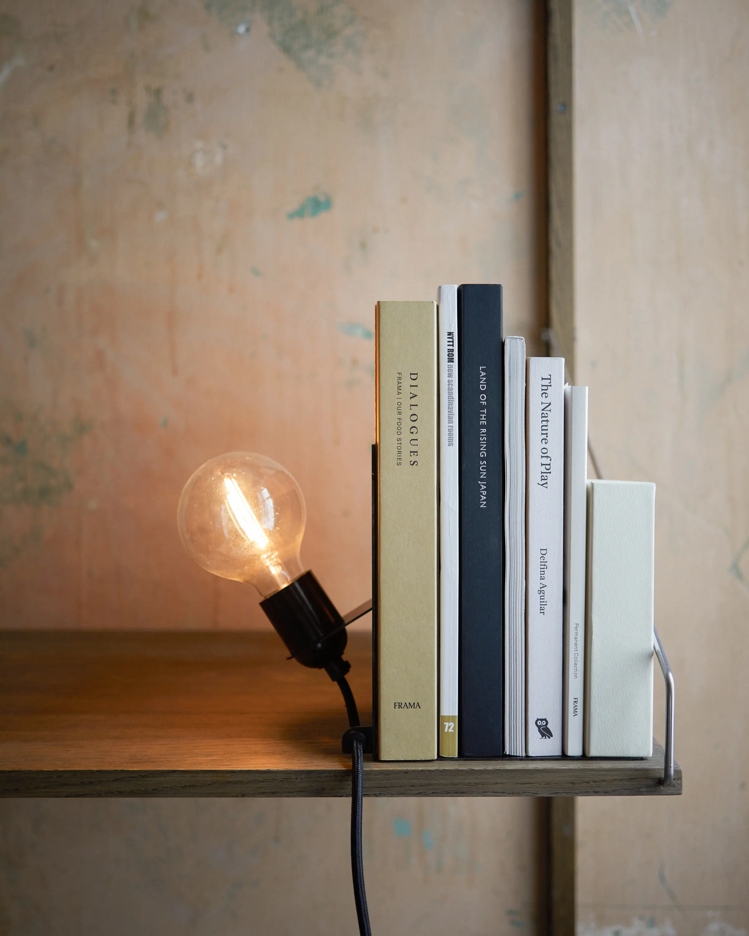 Frama - AML Library lamp
