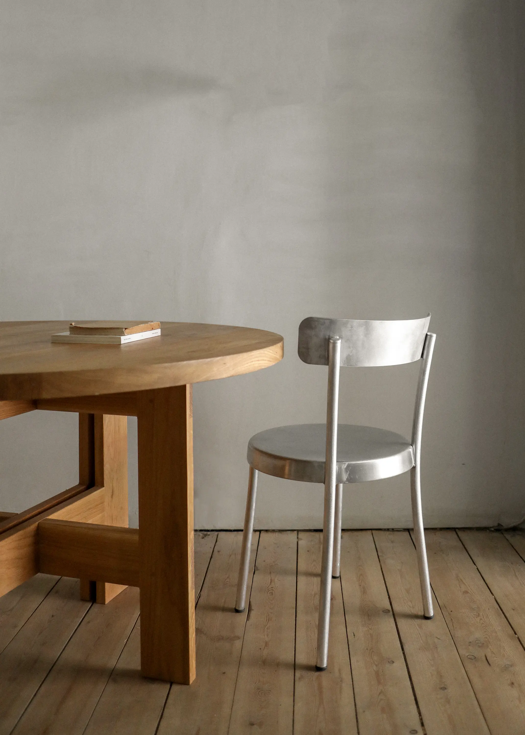 Frama - Farmhouse Trestle Table | Rectangular Top
