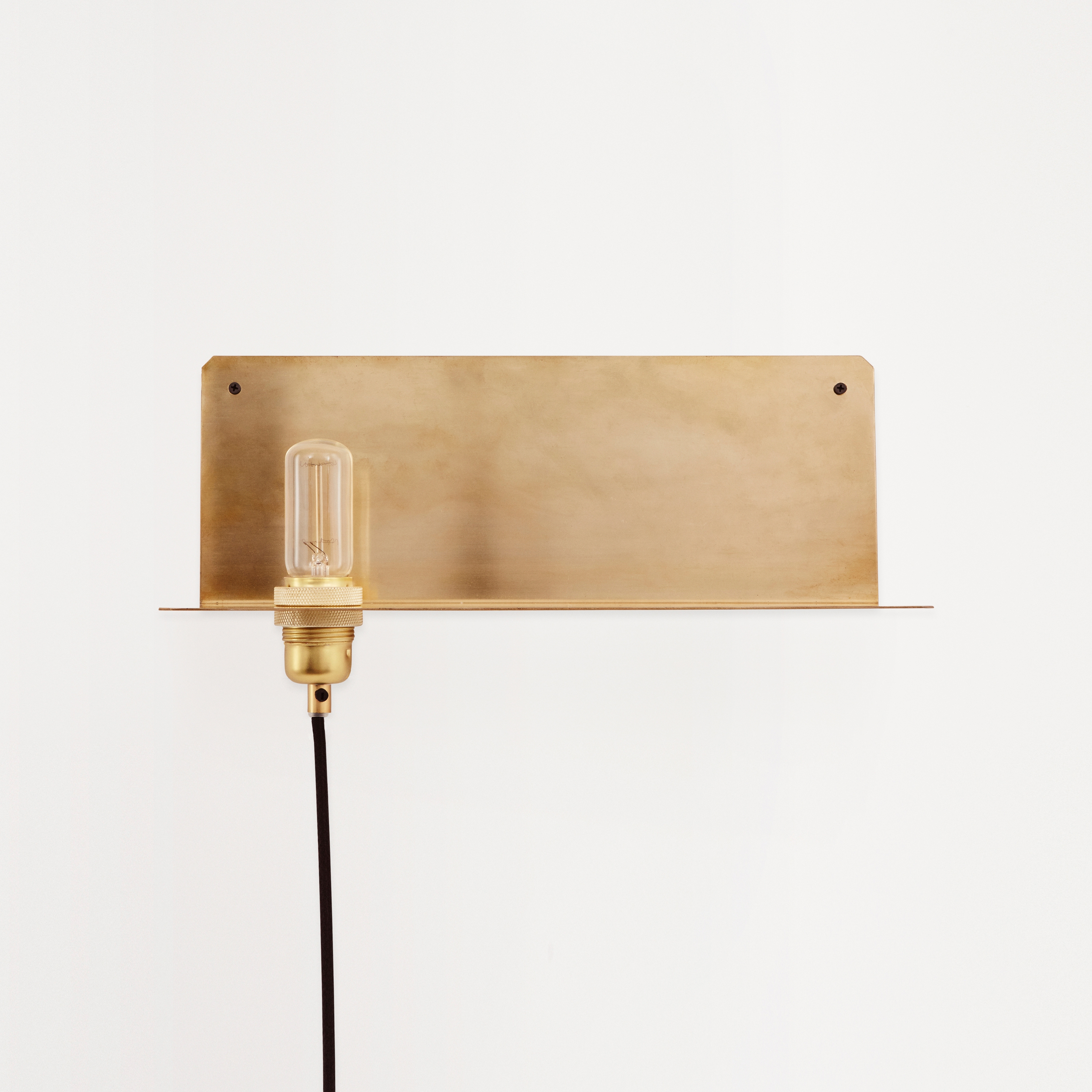 Mostrar el producto 90° Wall Brass del fabricante Frama