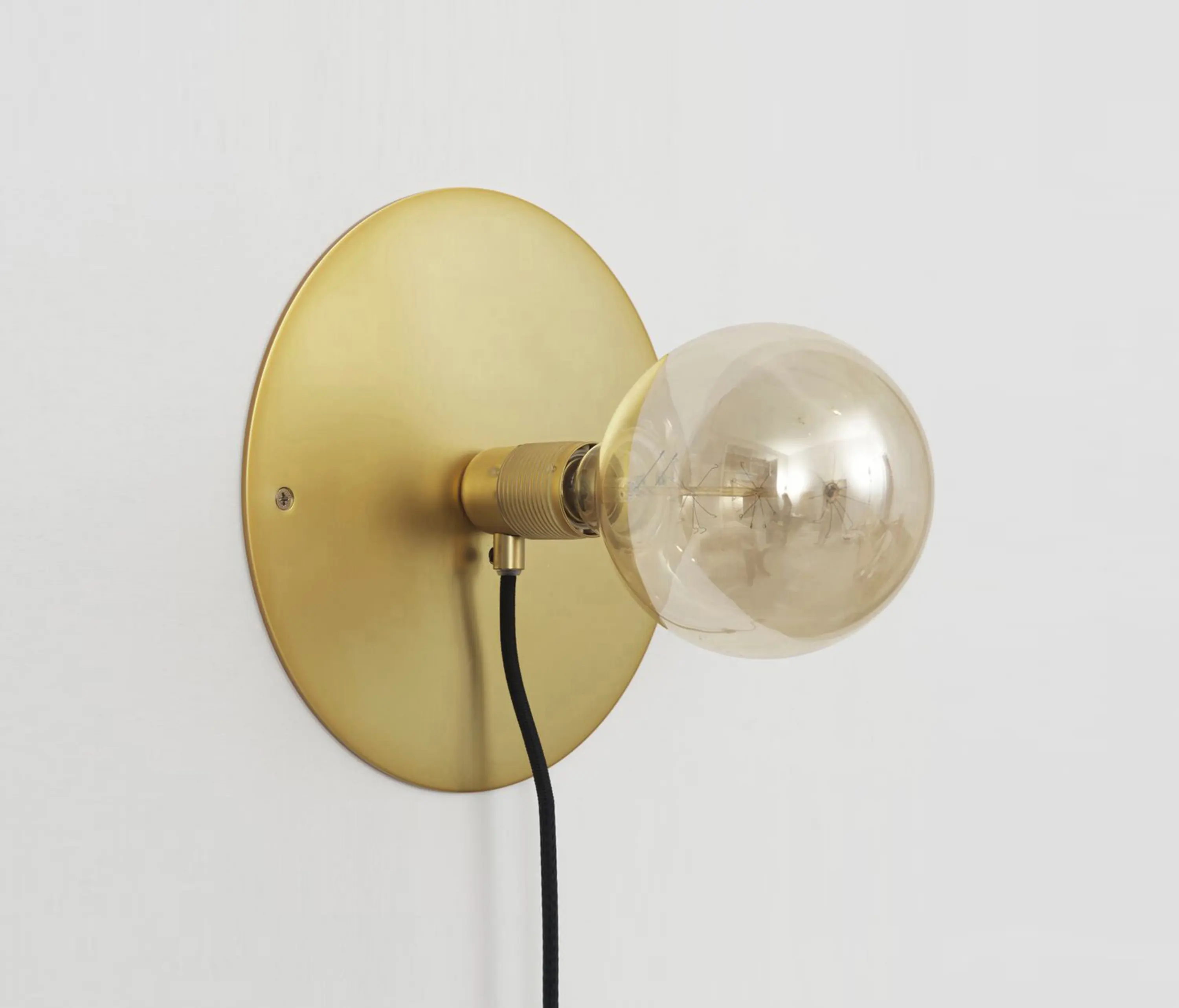 Frama - E27 Wall Brass medium