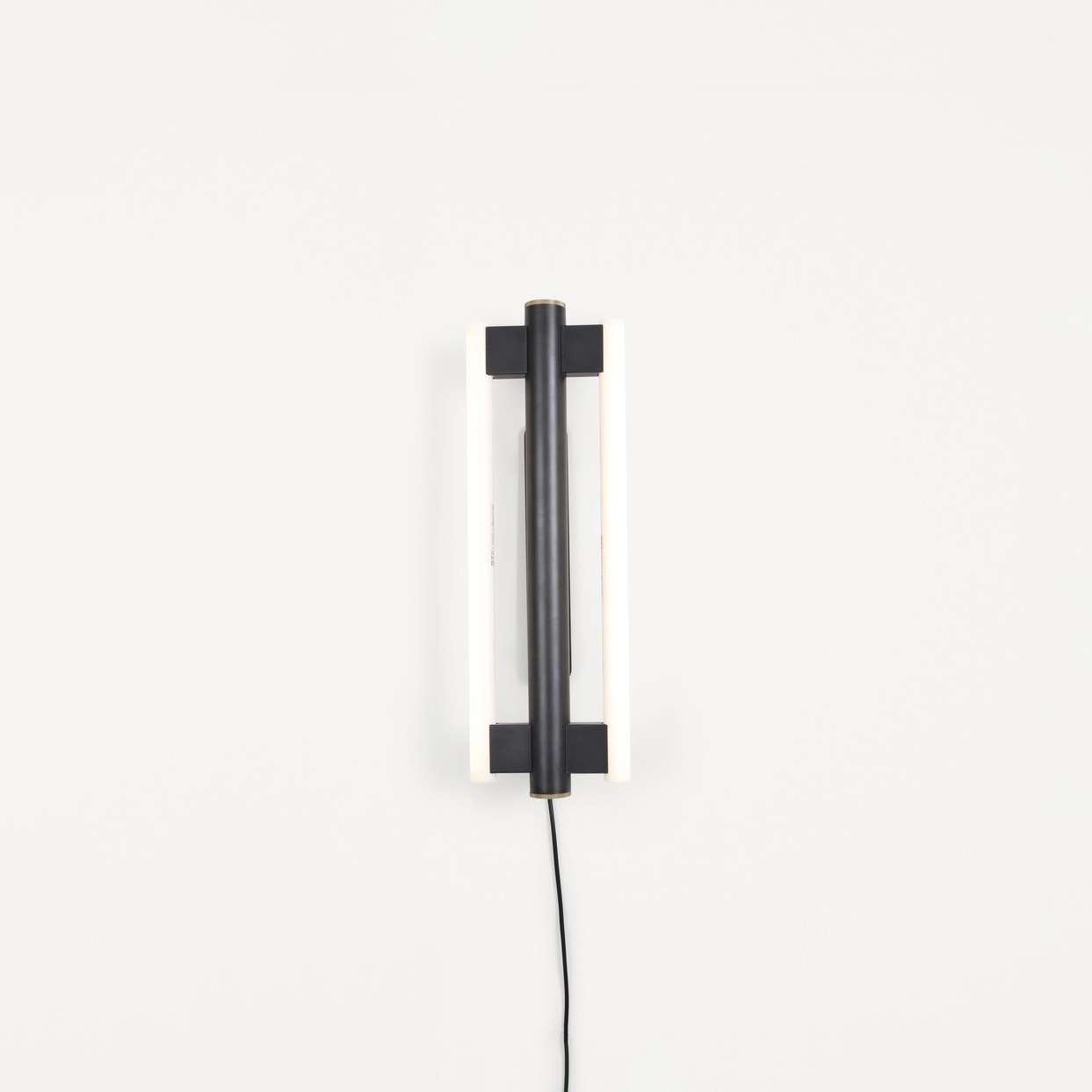 Mostrar el producto Eiffel wall lamp | 500 | Double del fabricante Frama