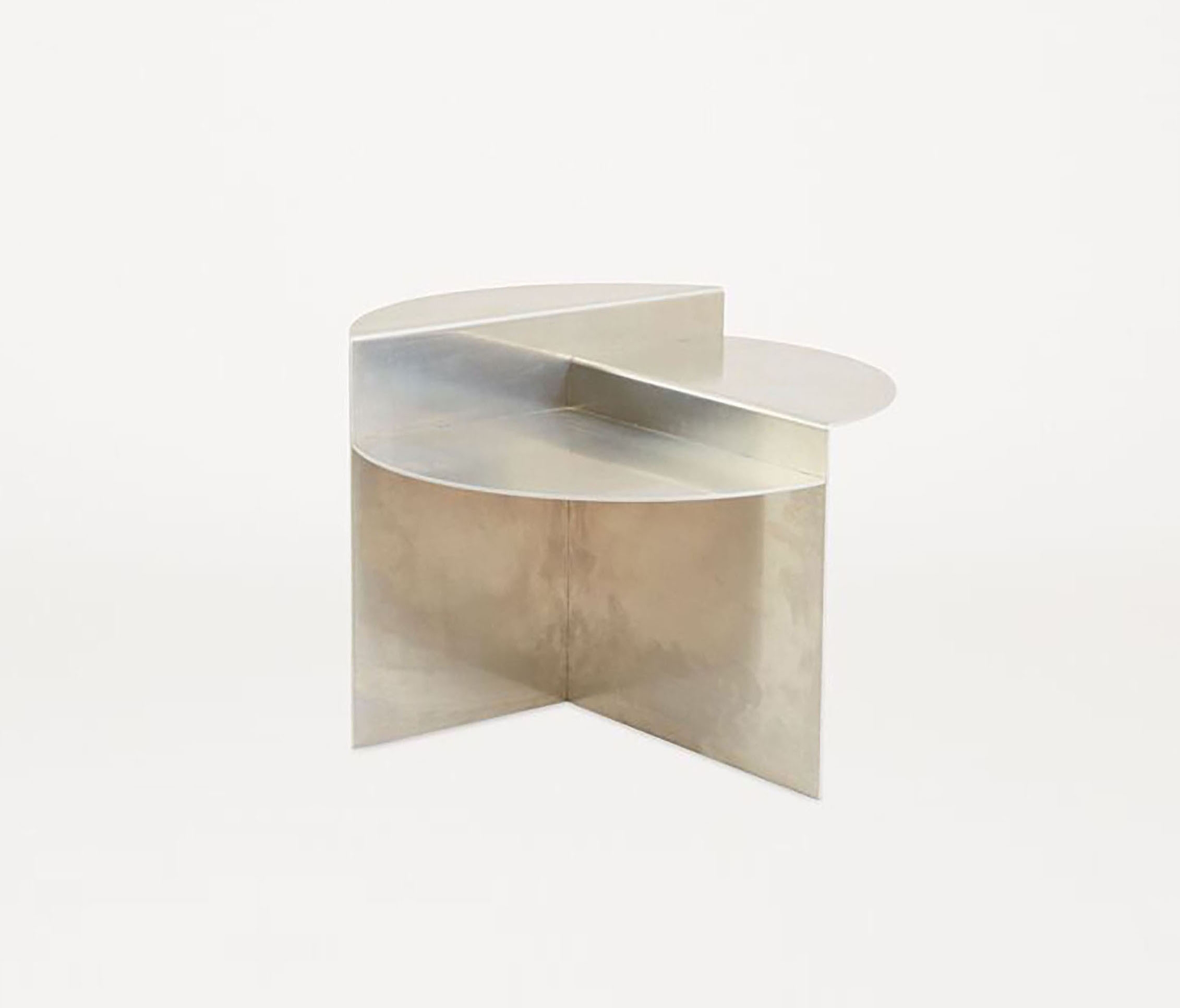 Mostra il prodotto Rivet Table del produttore Frama