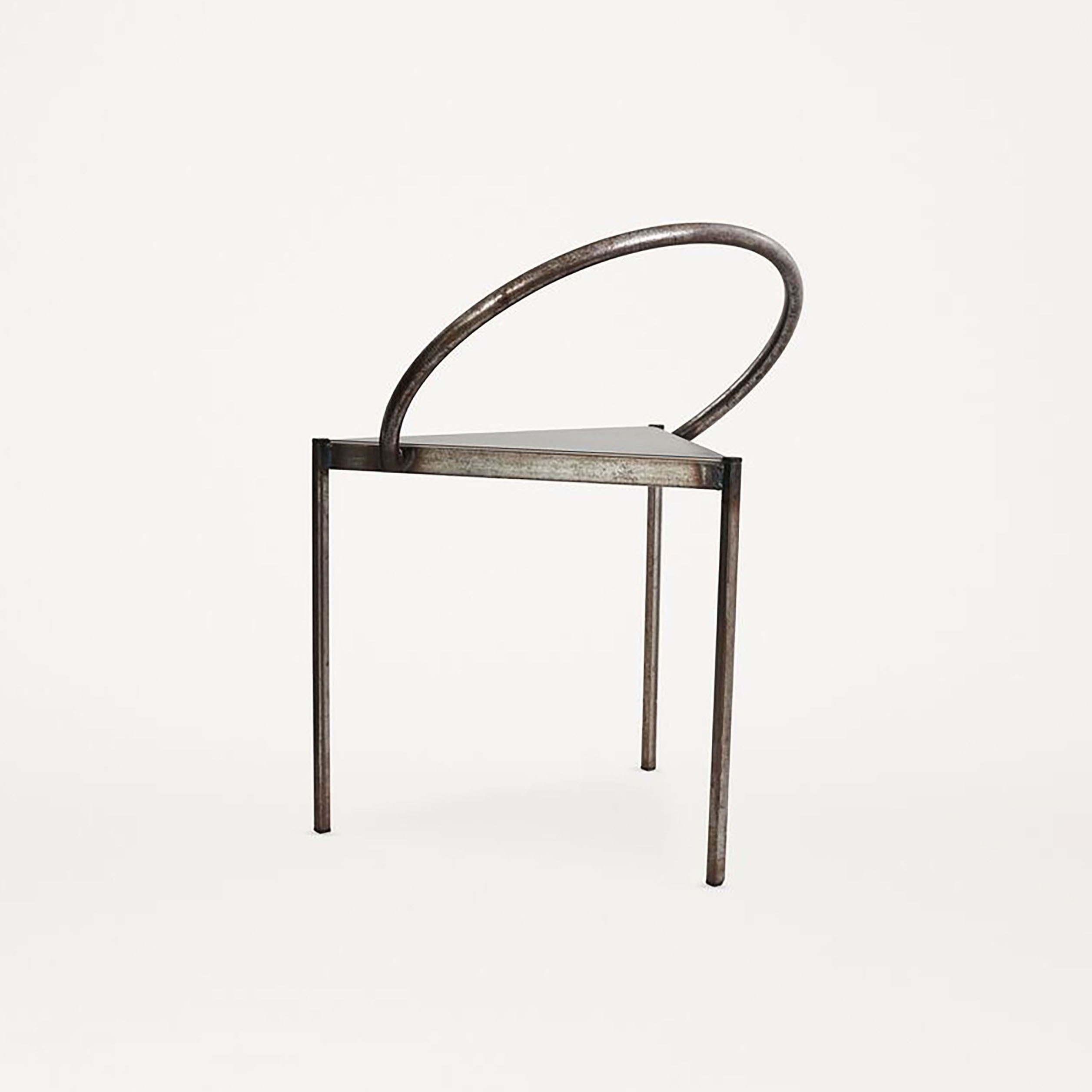 Mostrar el producto Triangolo Chair Stained Black del fabricante Frama