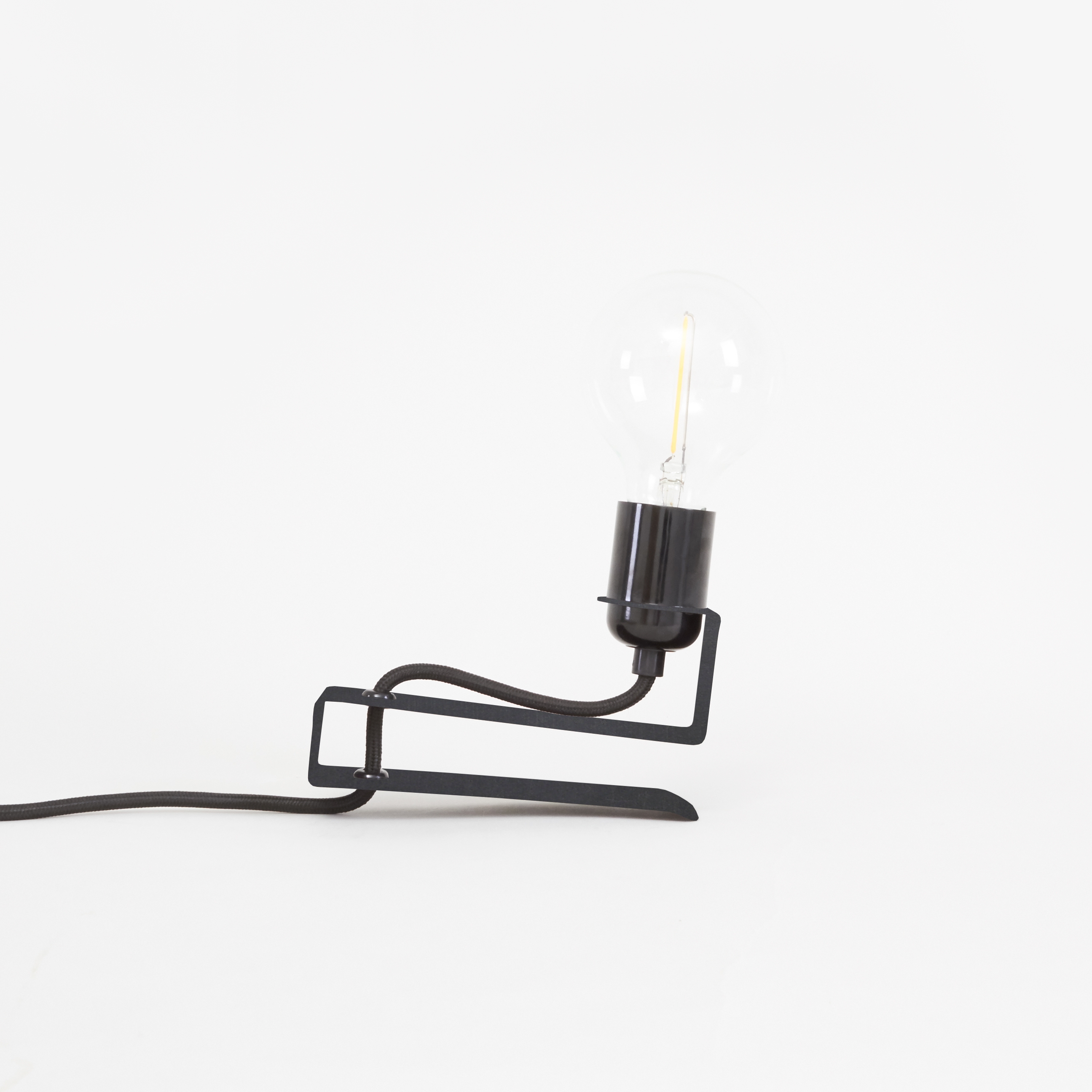 Vertoon produk AML Clamp lamp van vervaardiger Frama