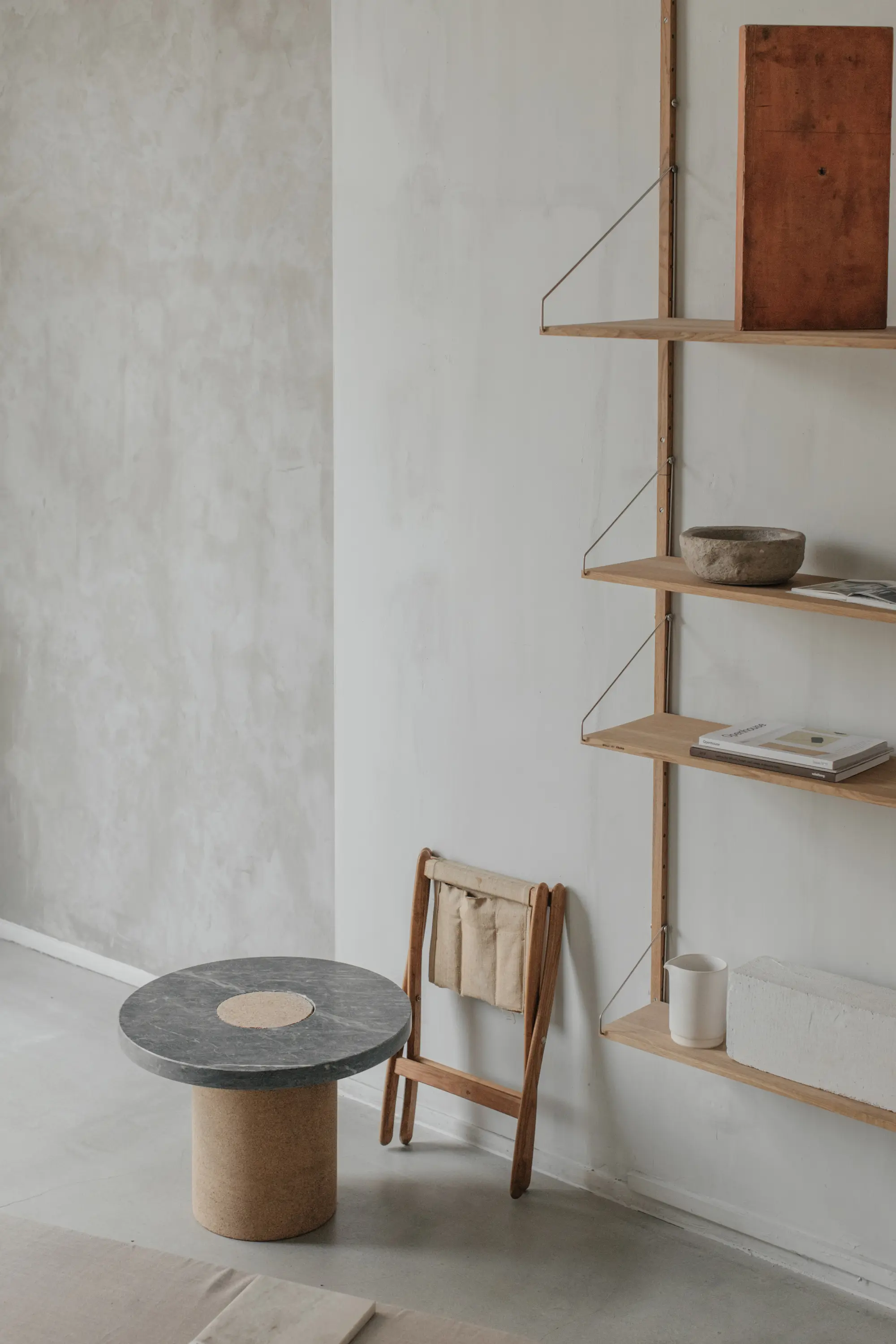 Frama - Sintra Table | Black | Ø39