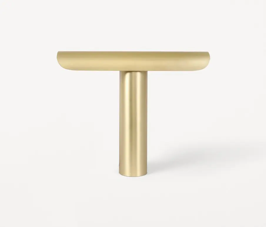 Frama - T-lamp | table | brushed brass
