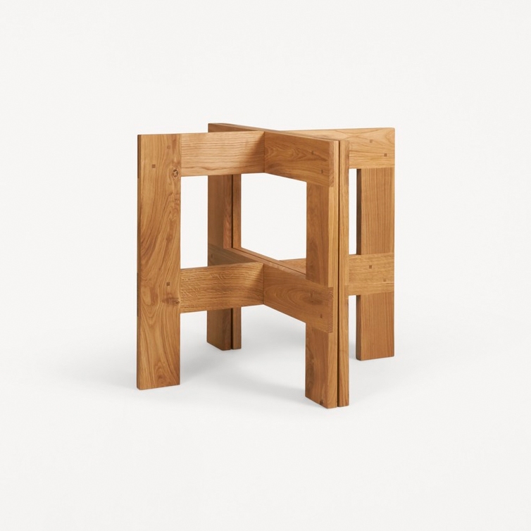 Produkt Farmhouse Trestles Legs des Herstellers Frama anzeigen