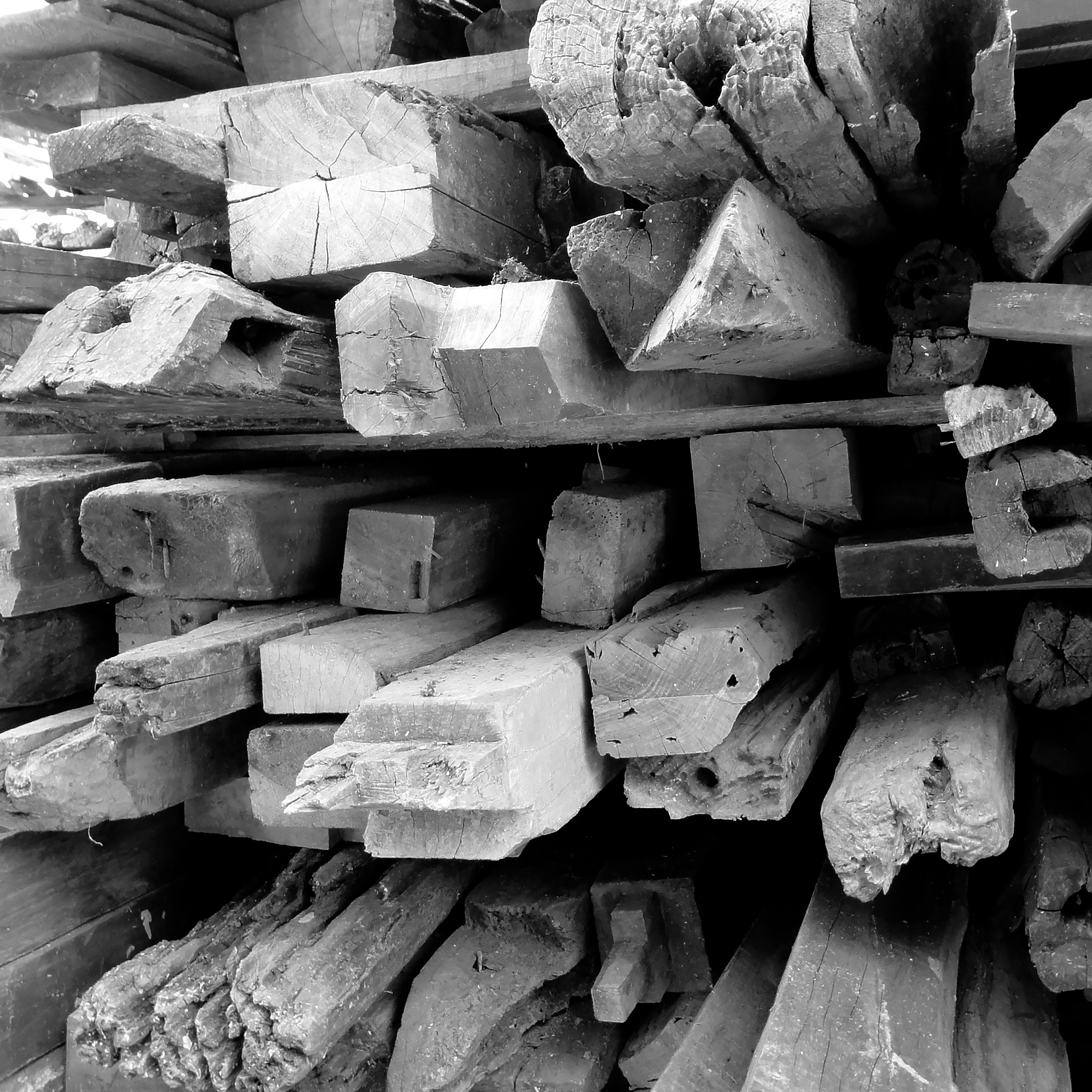THE MIXED SALVAGED COLLECTION
