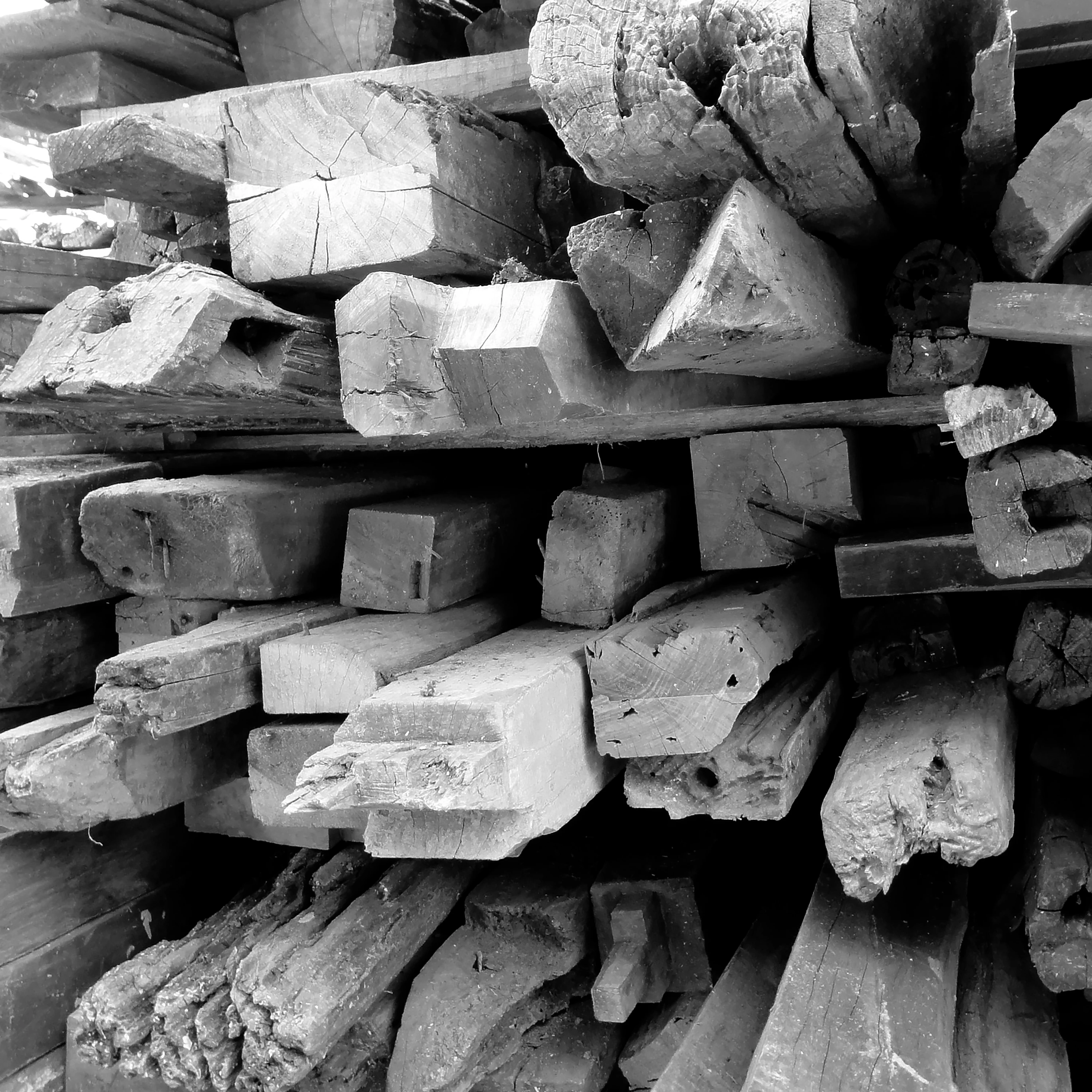 THE MIXED SALVAGED COLLECTION