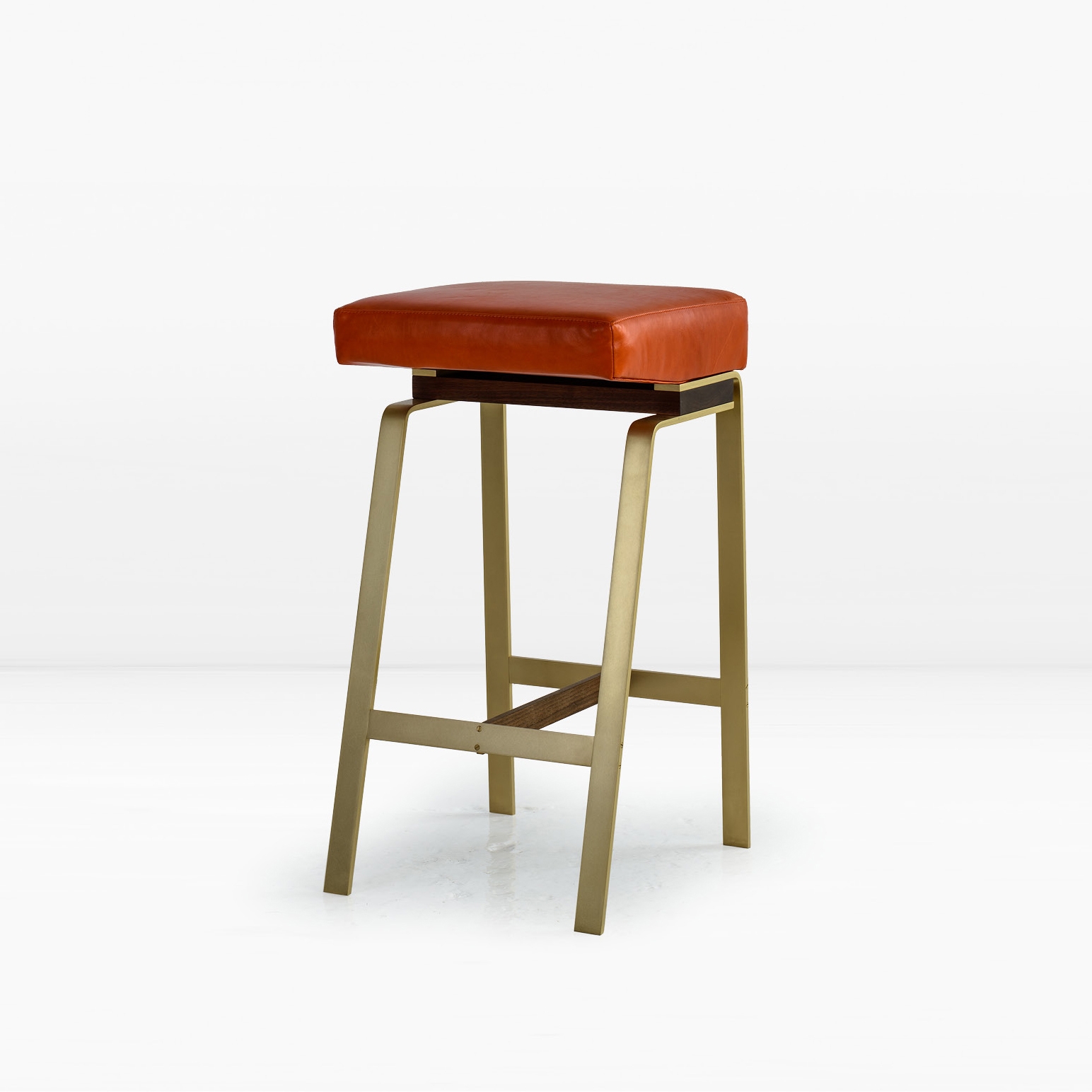 Vertoon produk Gavilan Barstool van vervaardiger Khouri Guzman Bunce Lininger