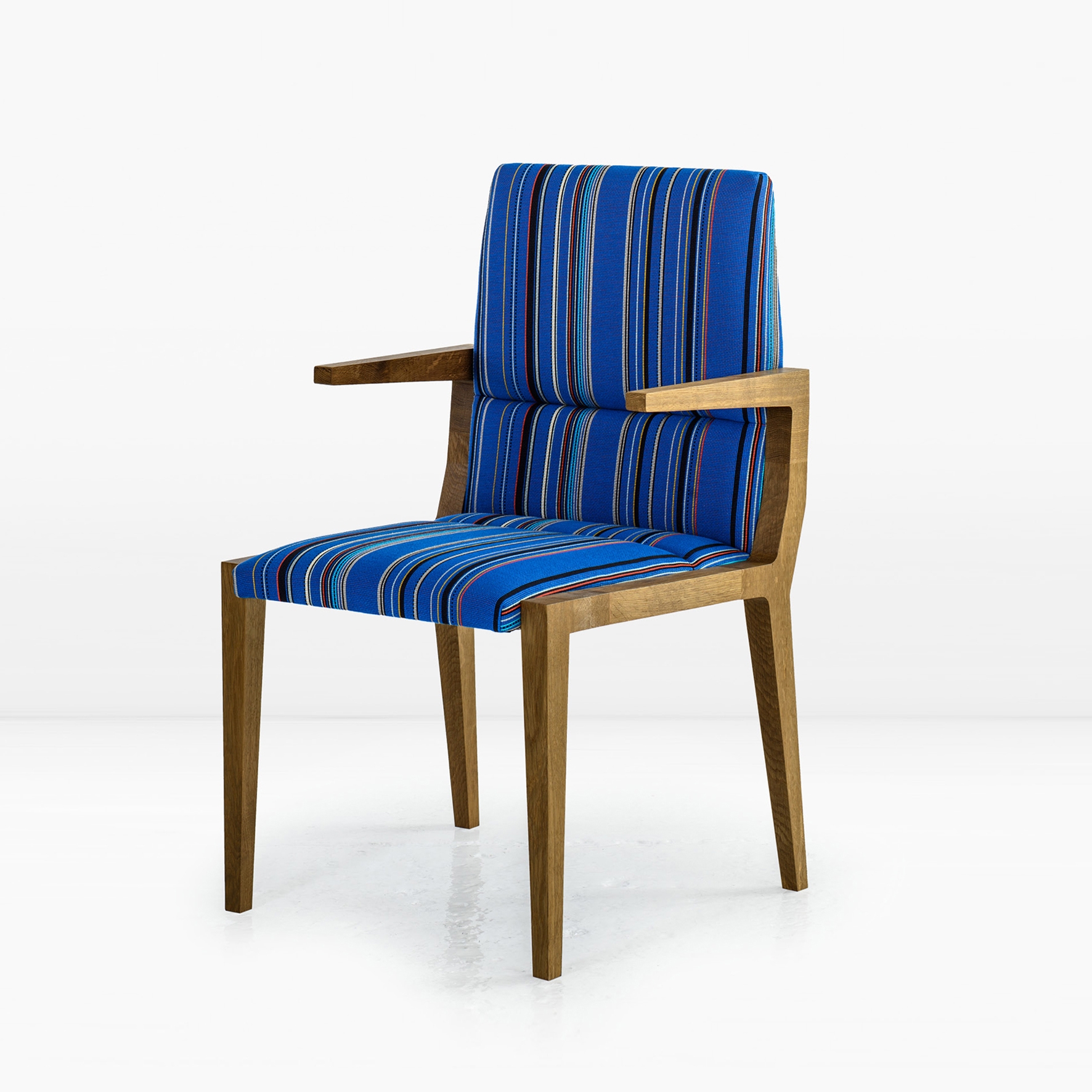 Vertoon produk Julian Dining Chair van vervaardiger Khouri Guzman Bunce Lininger