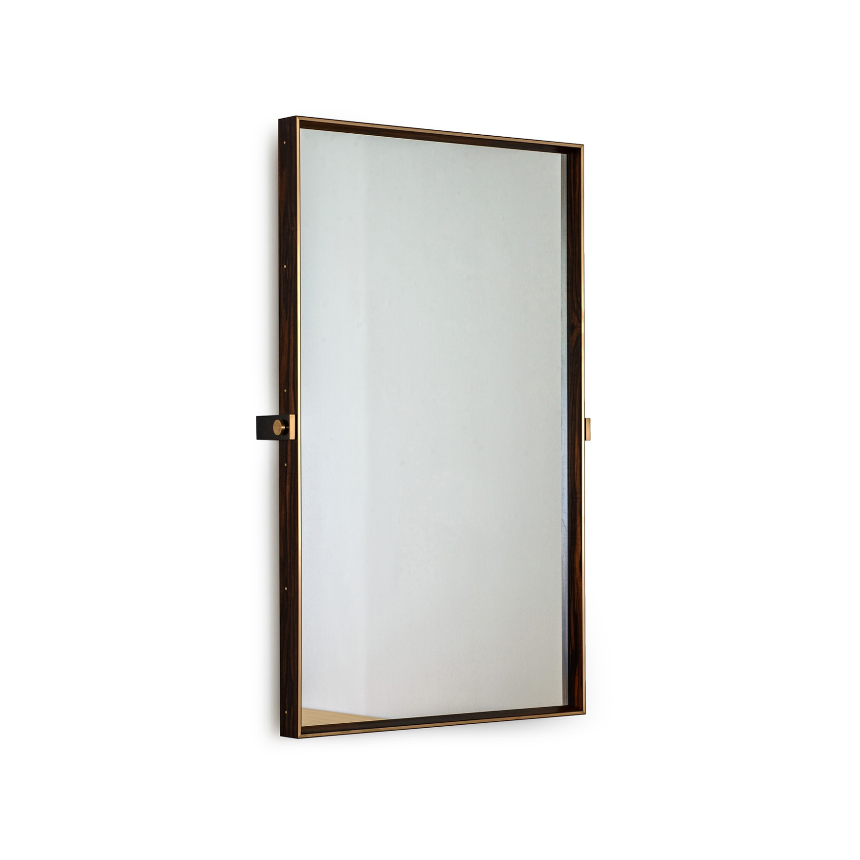 Vertoon produk Starling Mirror with pivot van vervaardiger Khouri Guzman Bunce Lininger